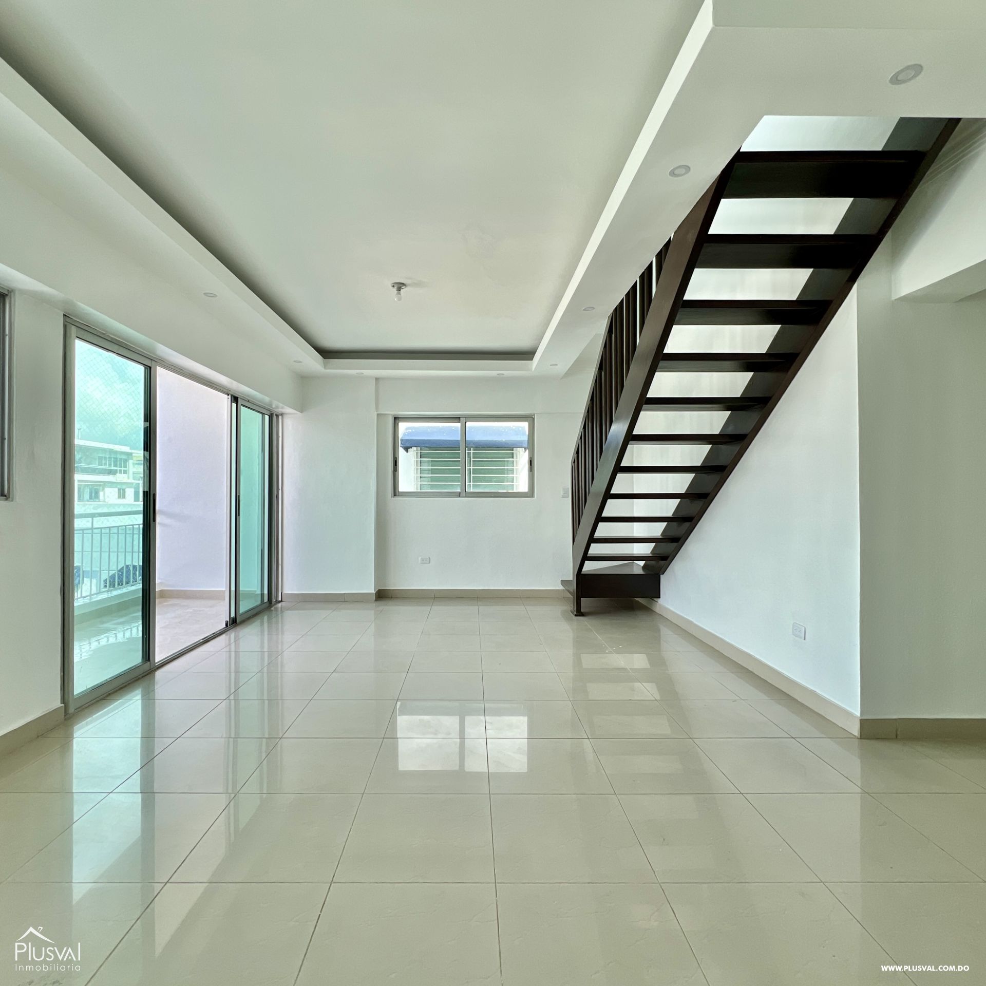 Penthouse en Alquiler en Gazcue con Vista al Mar 393755