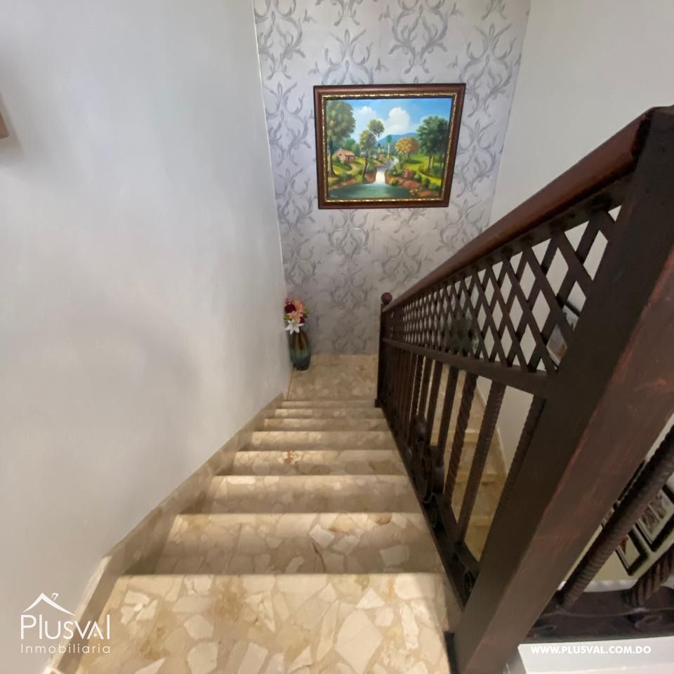 Casa esquinera en Venta San José de las Matas. 393134