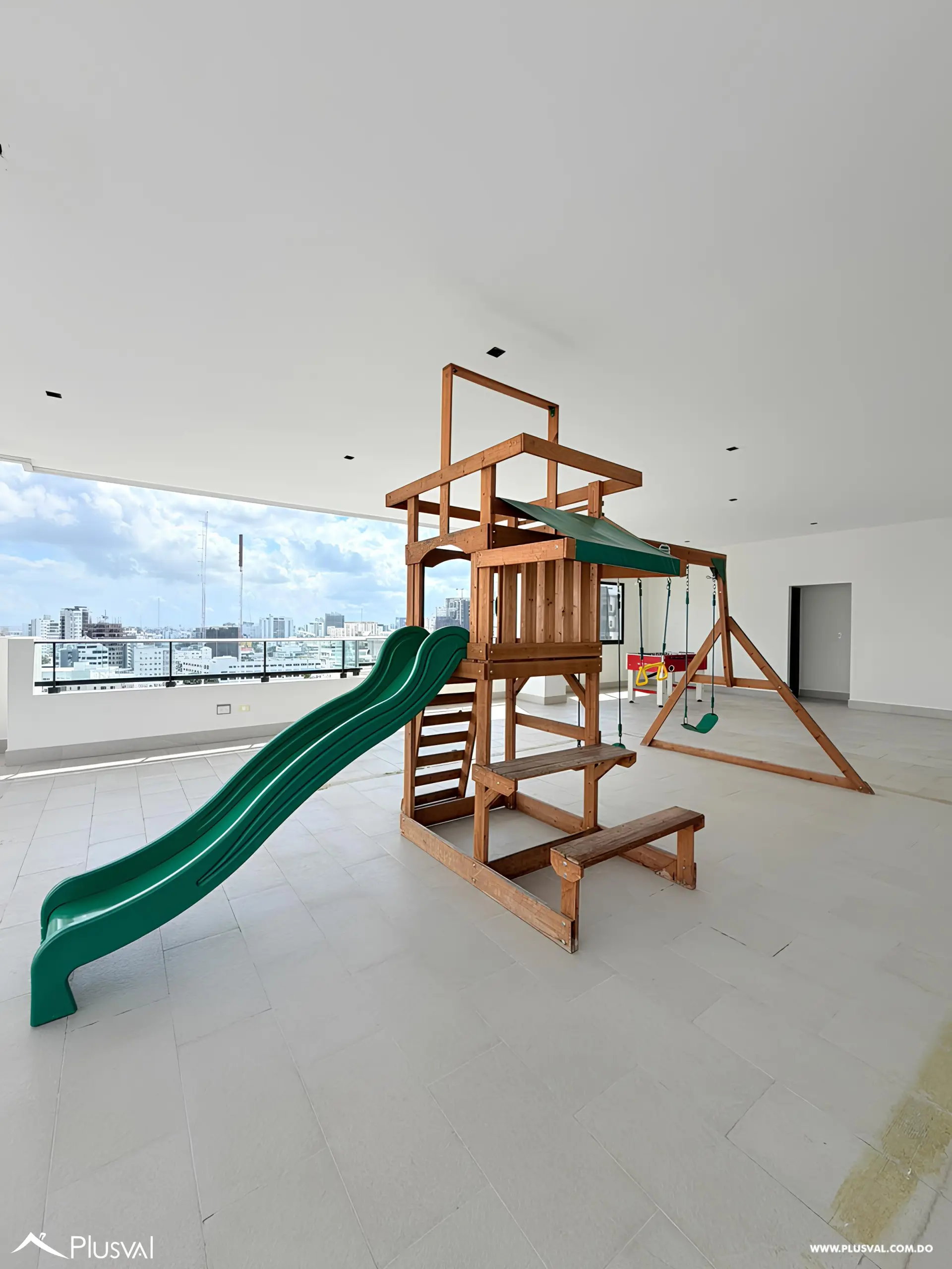 Se alquila Apartamento piso alto con LB completa 520860