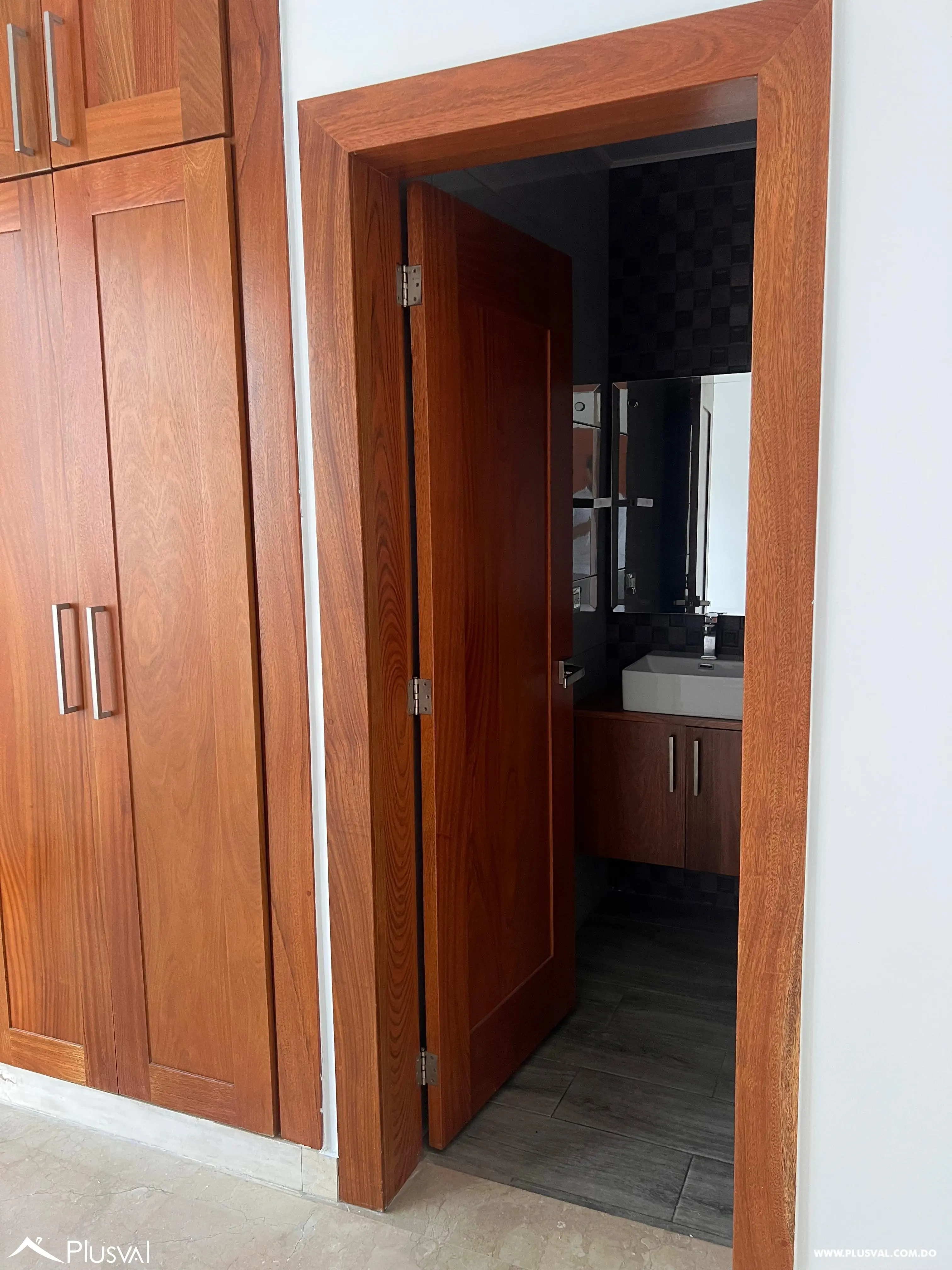 Amplio apartamento en renta con patio en los Cerros De Gurabo 461784