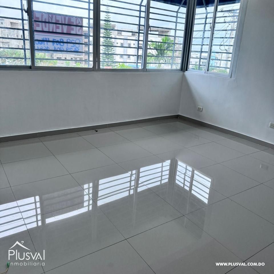 Apartamento amplio en un residencial cerrado y áreas paras niños. 381879