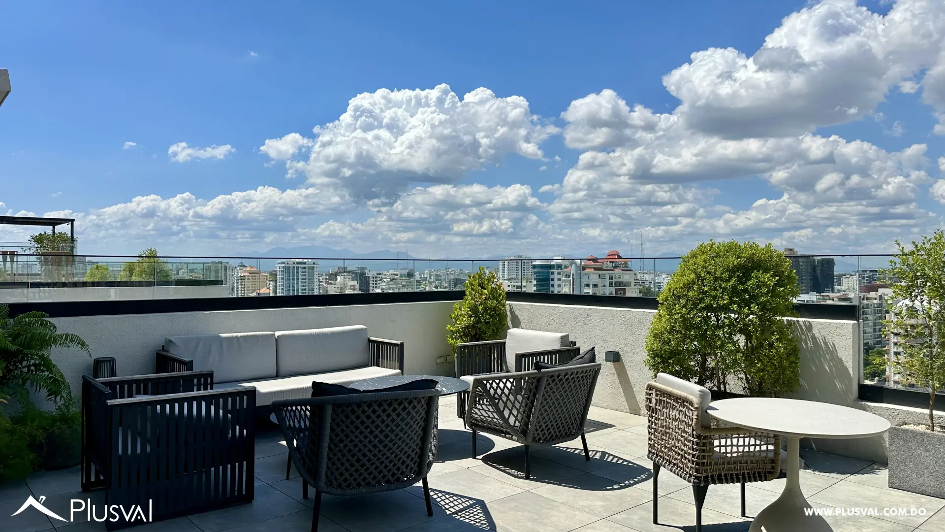 Apartamento de 2 habitaciones en alquiler frente al Mirador Sur, Bella Vista 530604