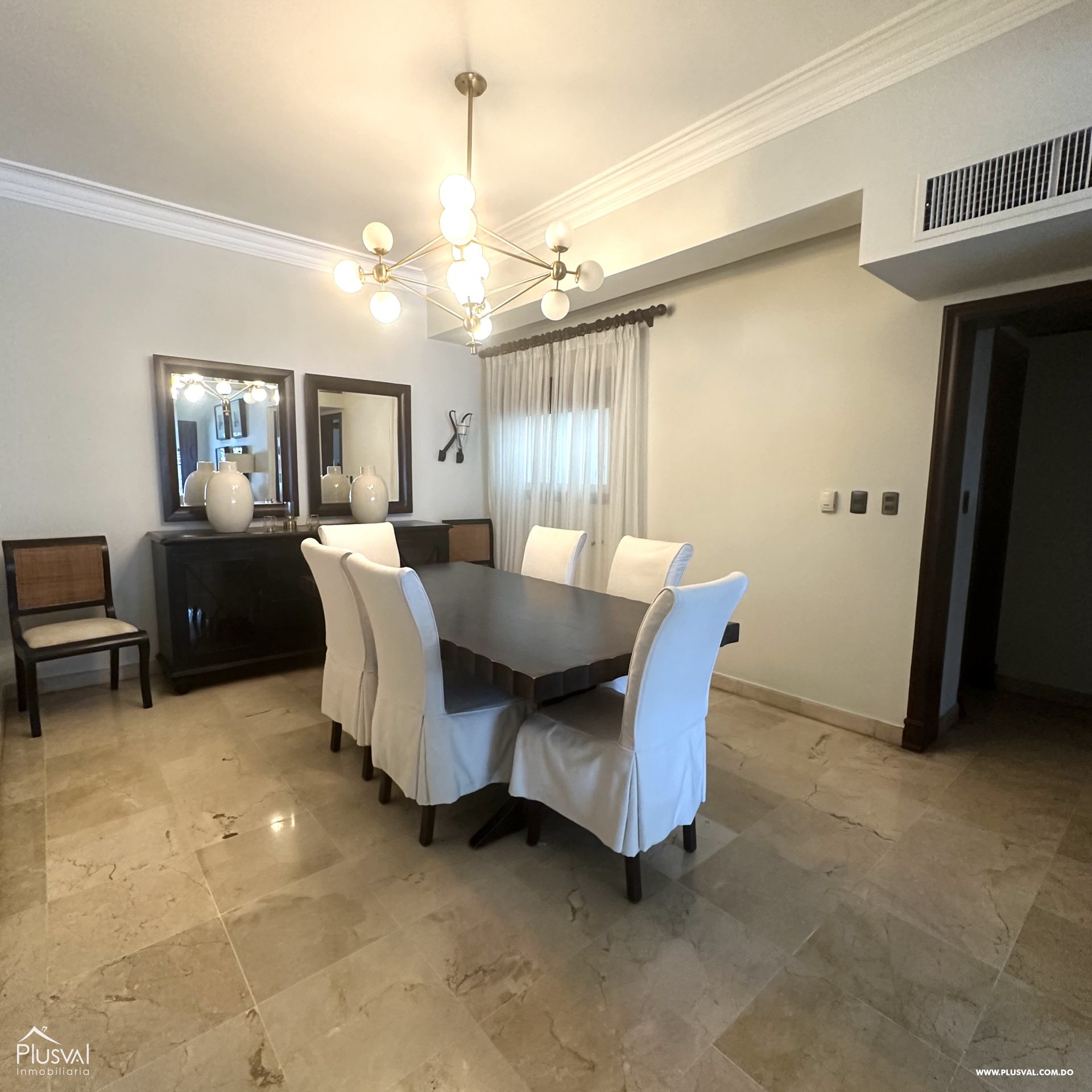 Apartamento de alquiler amueblado en Piantini 374034