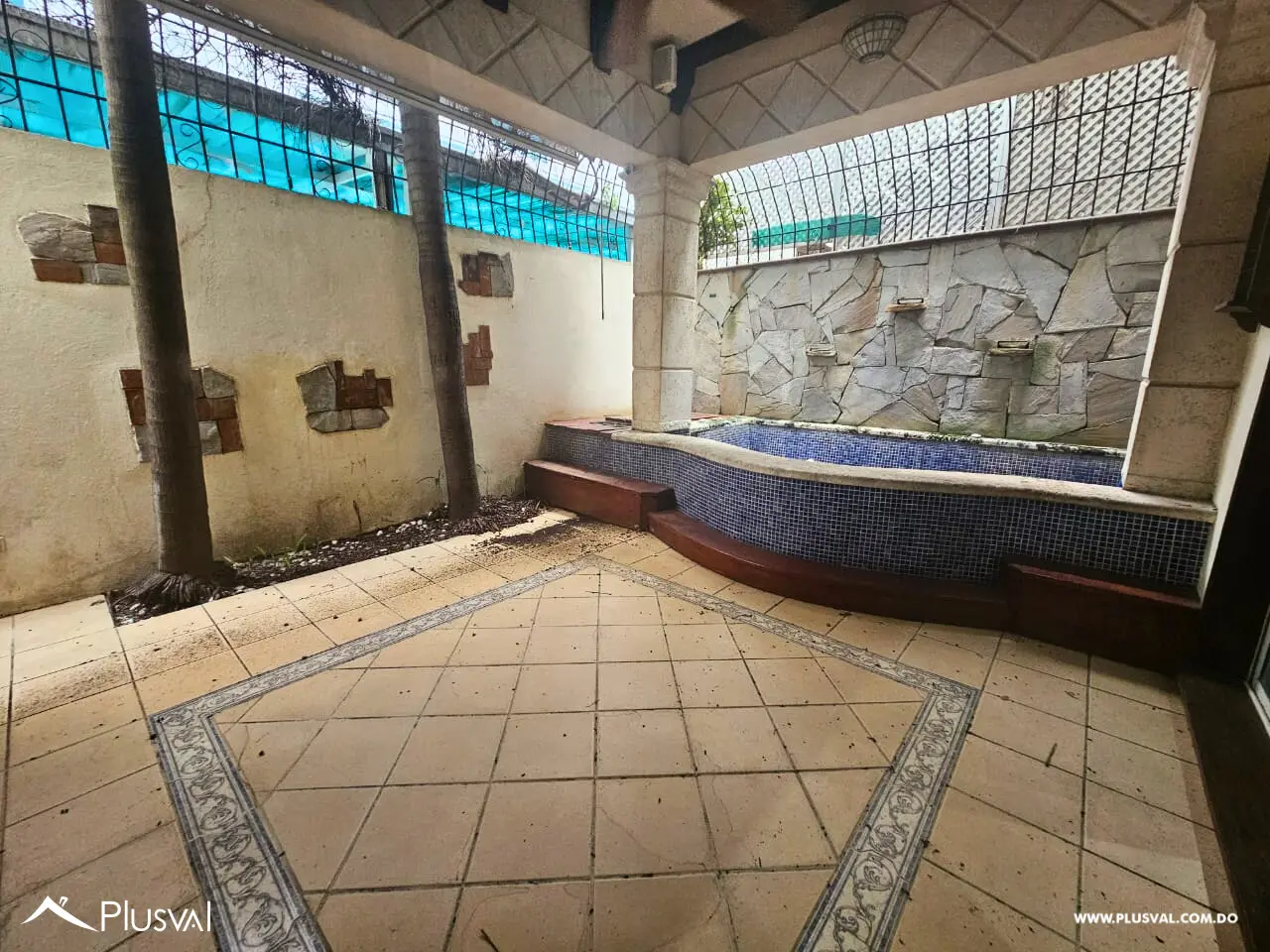 Casa en venta de 3 habitaciones en Piantini 470973