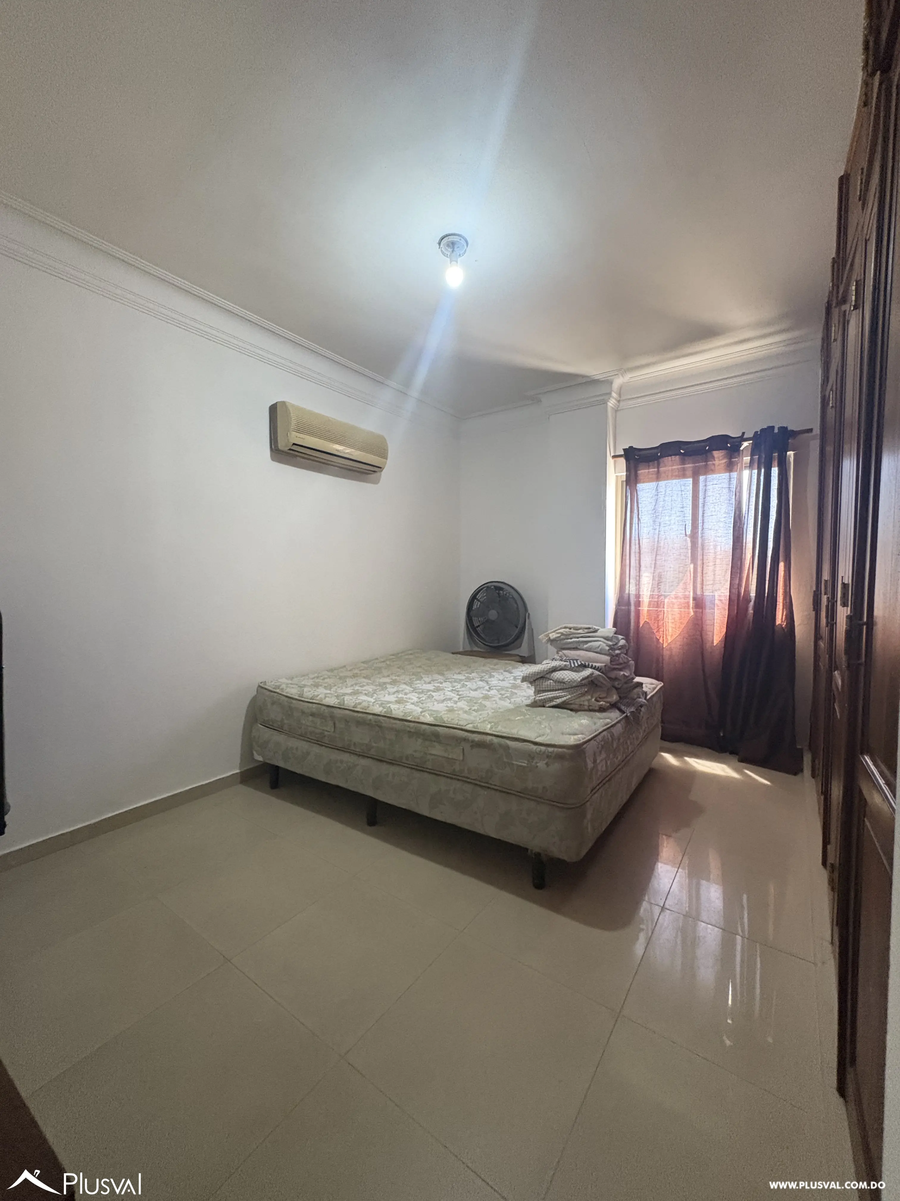 Apartamento en venta con amplia cocina en  Evaristo Morales 510877