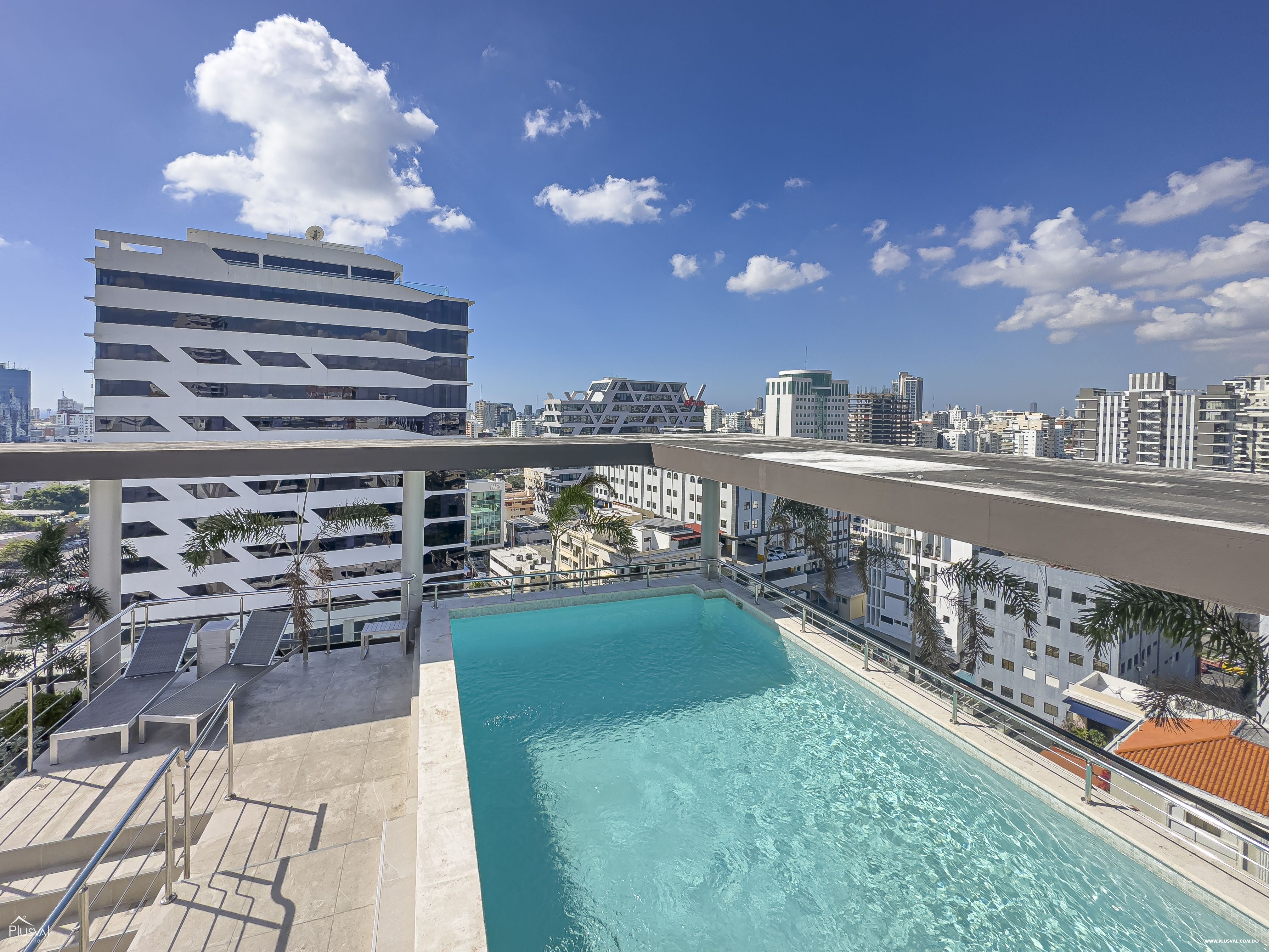 Apartamento en alquiler con línea blanca, Piantini. 284320
