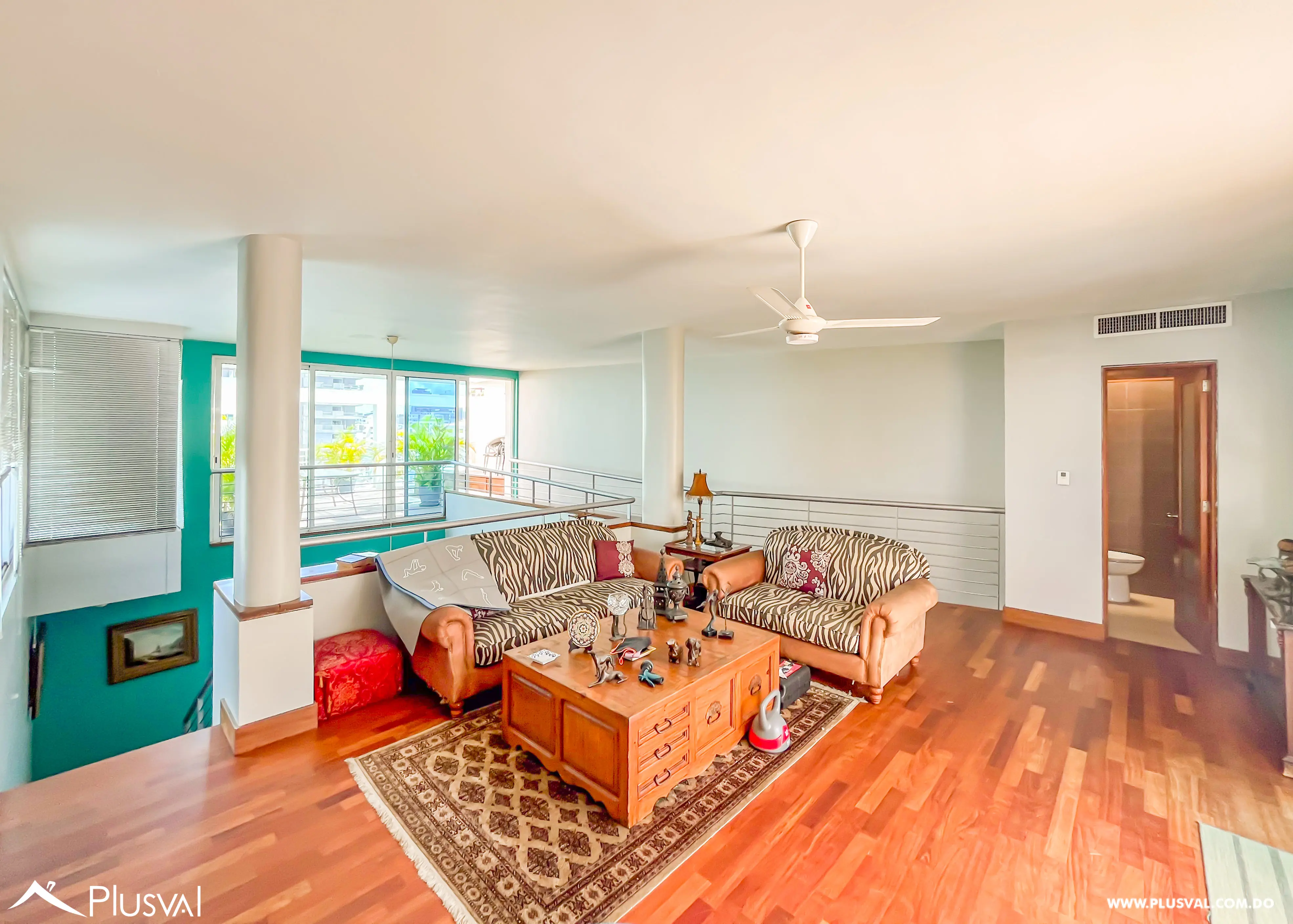 Pent-house con terrazas y 3 habitaciones en Evaristo Morales 455232