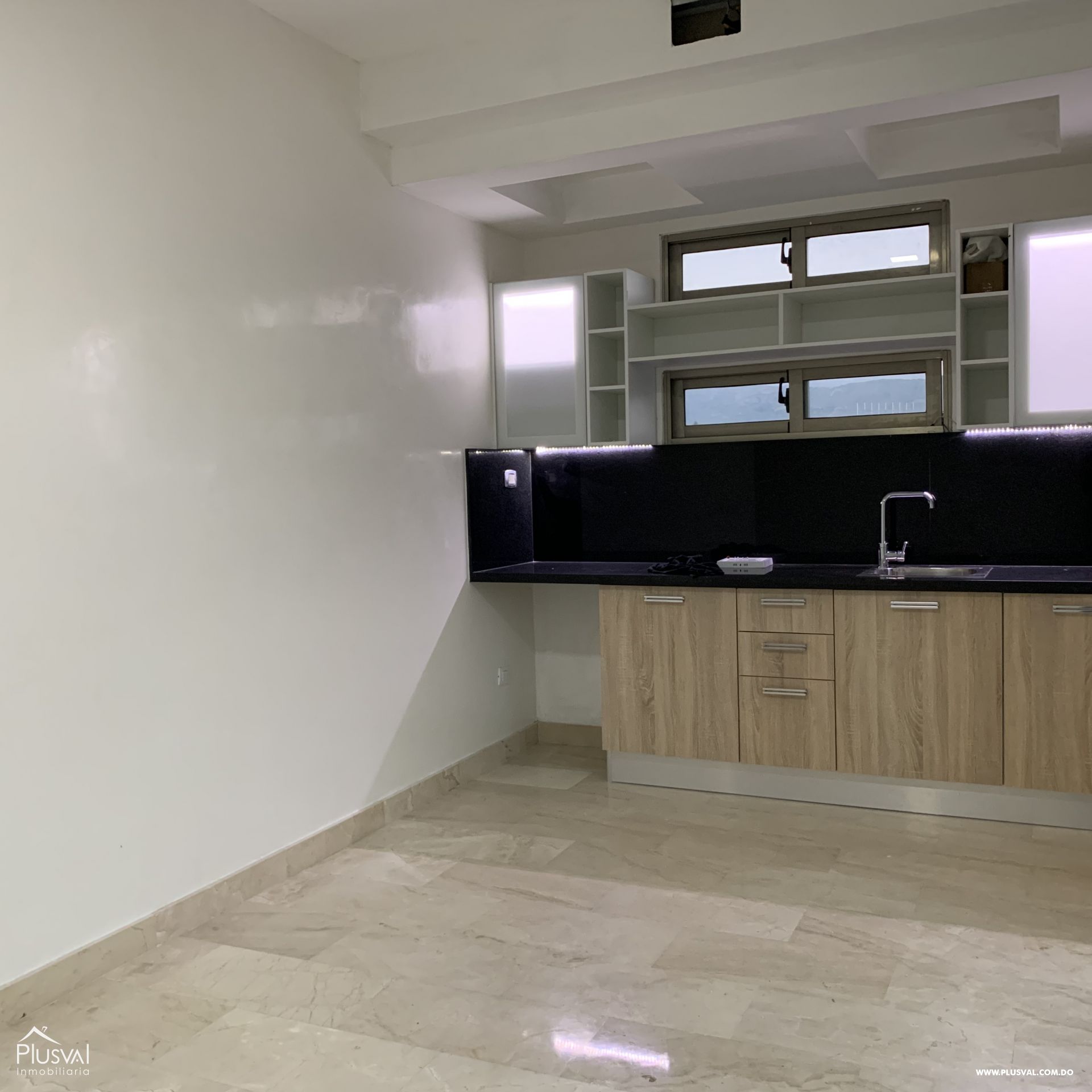 Casa nueva de tres niveles con terraza mirador 199088