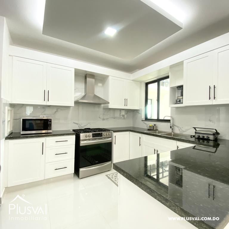Amplio Apartamento Amueblado ubicado en privilegiado sector de Santiago 277396