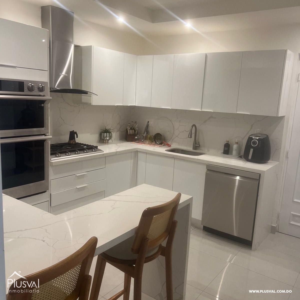 Espectacular apartamento en Paraiso con linea blanca 382318