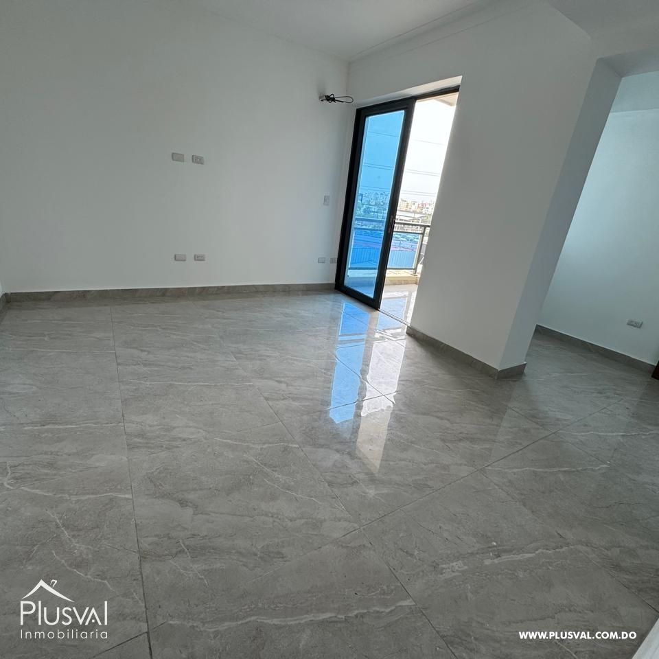 Amplio apartamento en venta en Paraíso 359905