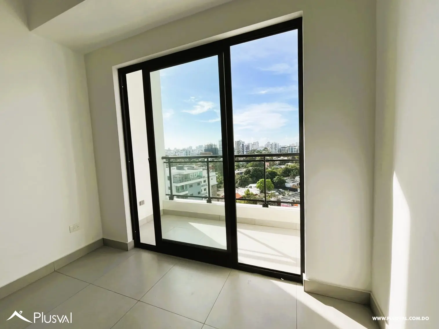 Apartamento de 2 habitaciones con línea blanca en alquiler 526115