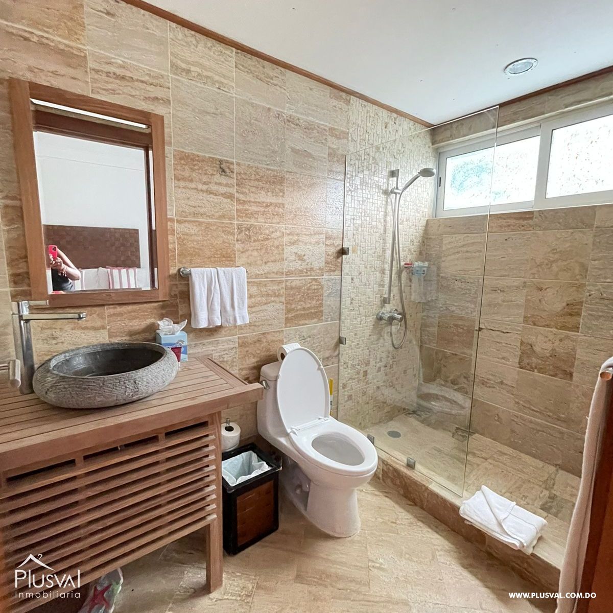 Amplio y exclusivo apartamento de 3 habitaciones y terraza 241782