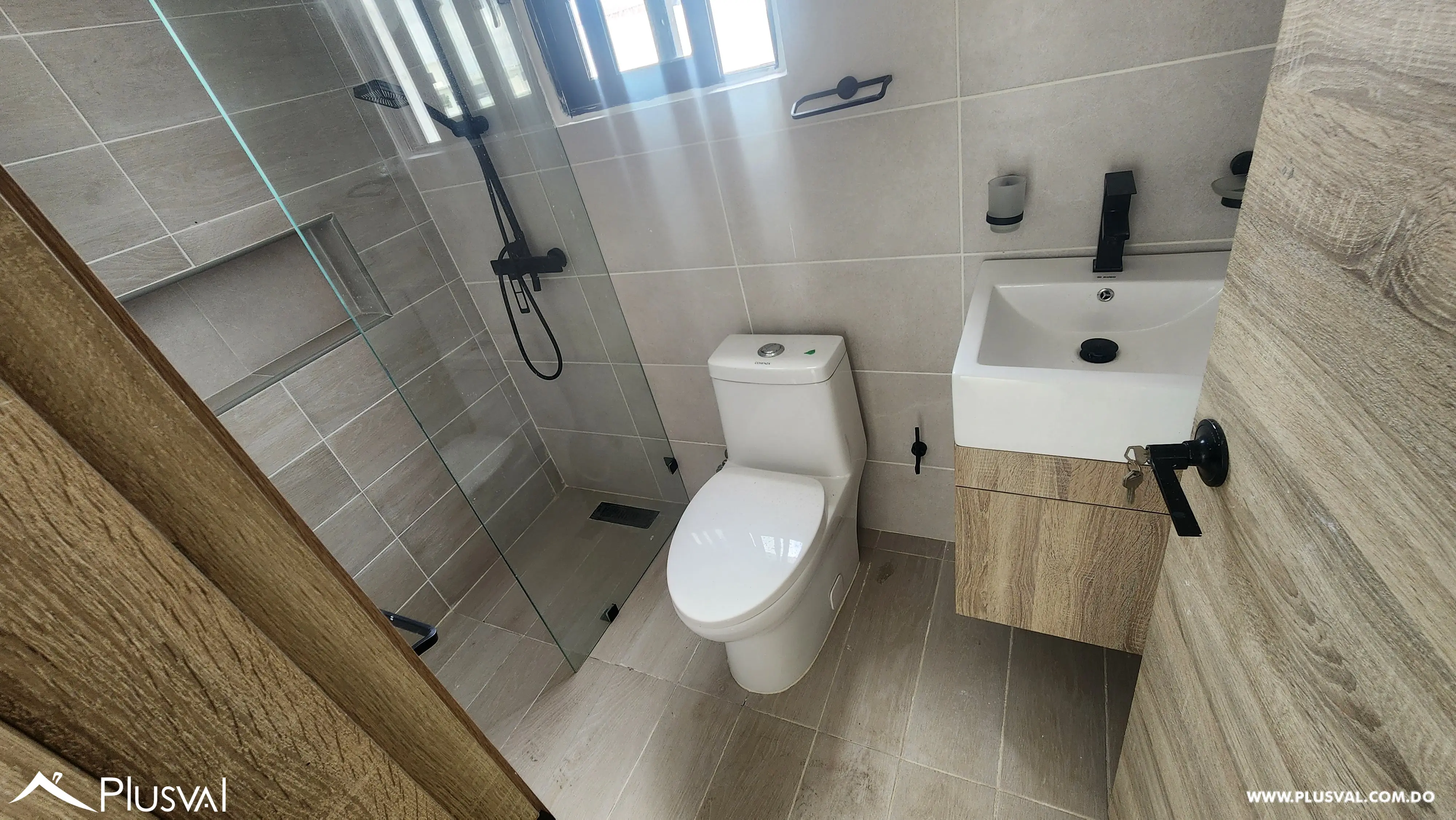 Se alquila apartamento nuevo el Millón. 469994