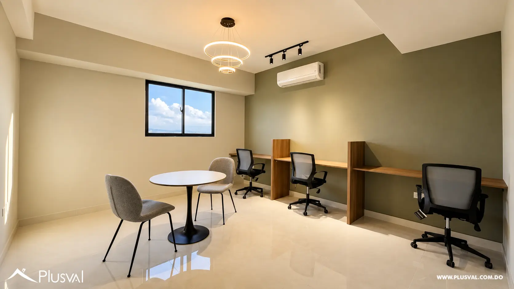 Amplio apartamento en alquiler en Renacimiento 517666