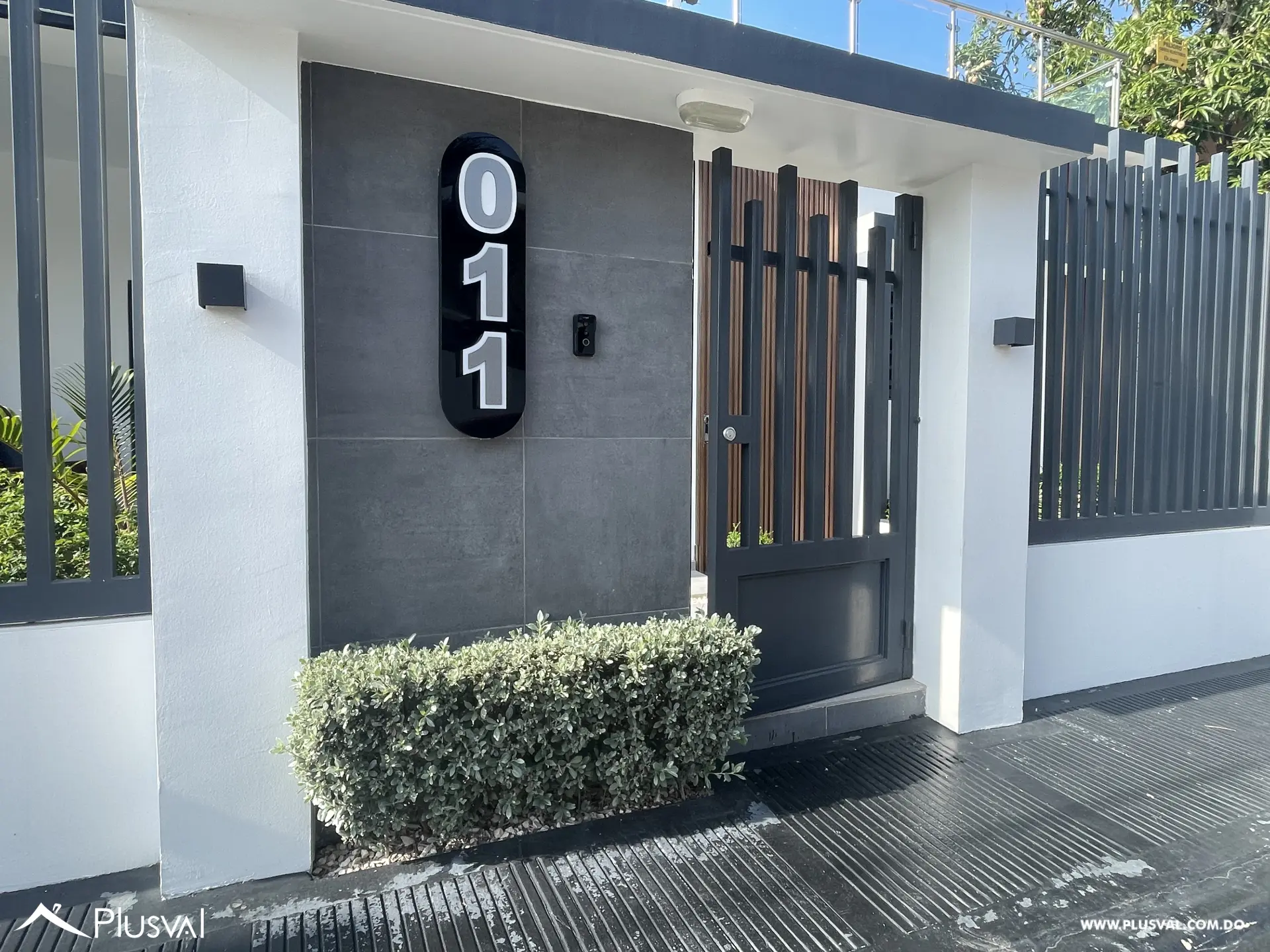 Casa Amplia y Amueblada en Residencial Gamundi, La Vega 520783