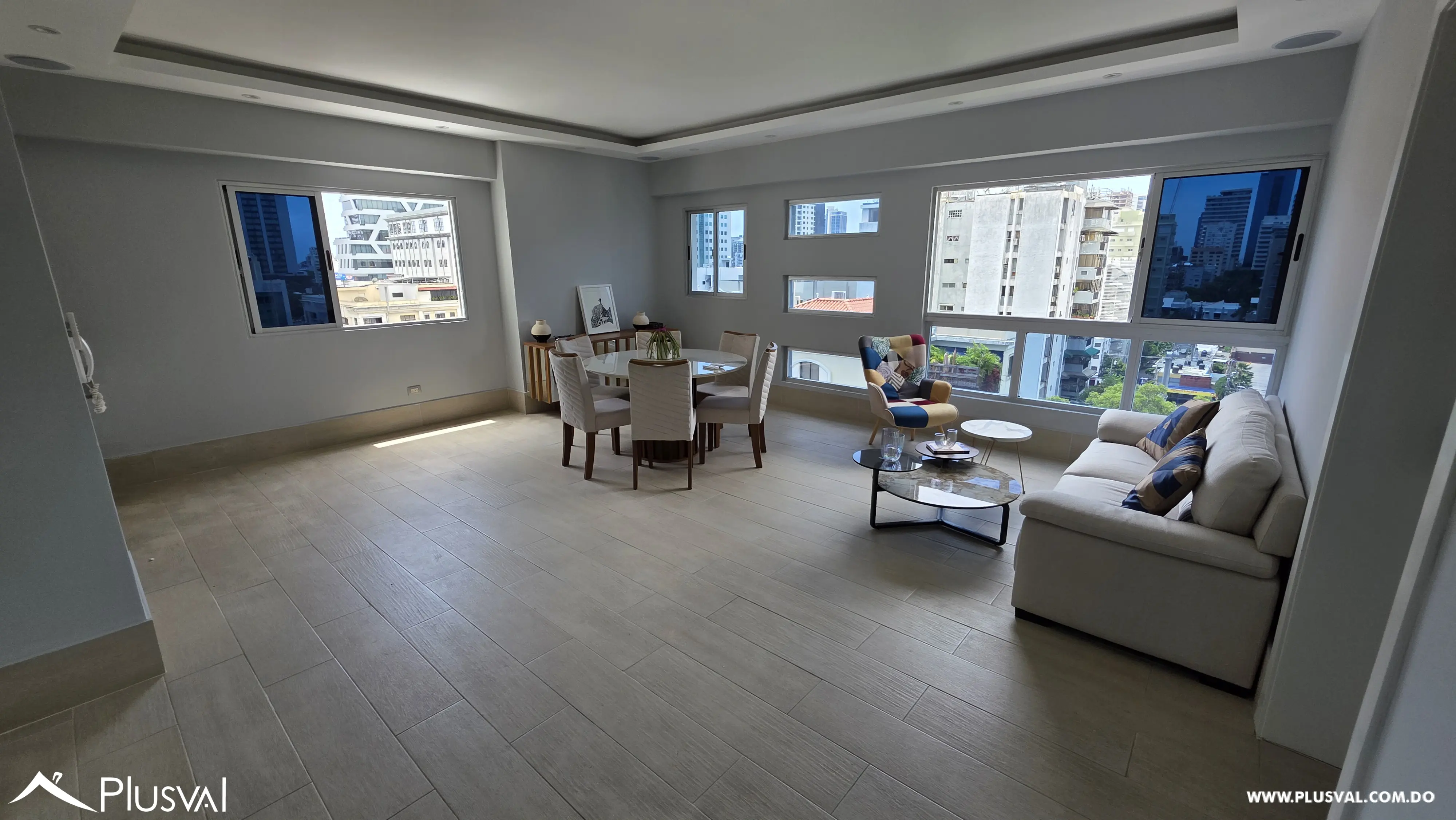 Apartamento en alquiler 3 habitaciones mueblado en Piantini 529838
