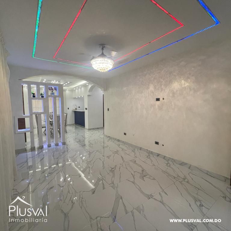 Amplia y remodelada casa cerca de la Ave. España 253715