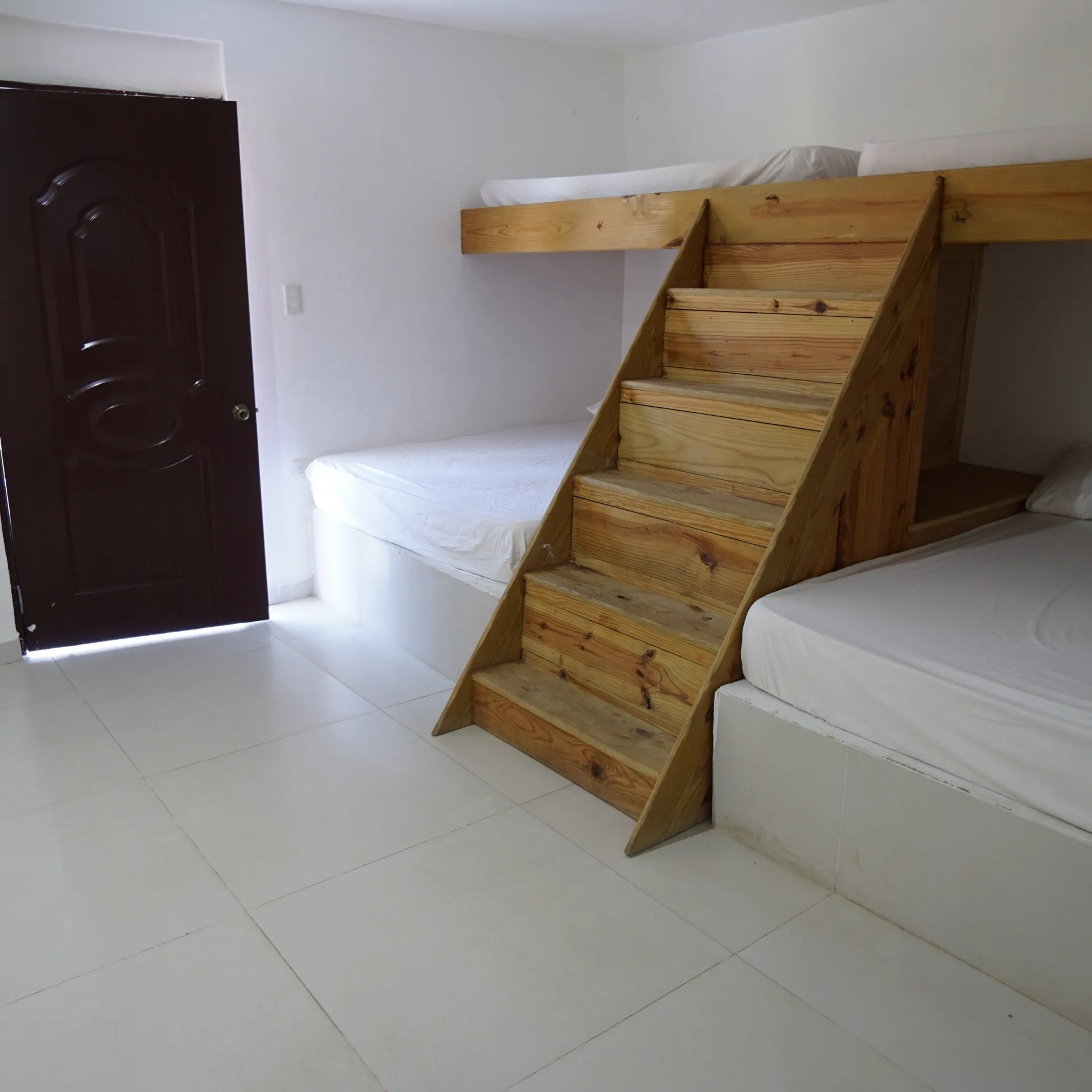 AMPLIA VILLA EN VENTA, EN EL PALMAR DE OCOA 422644
