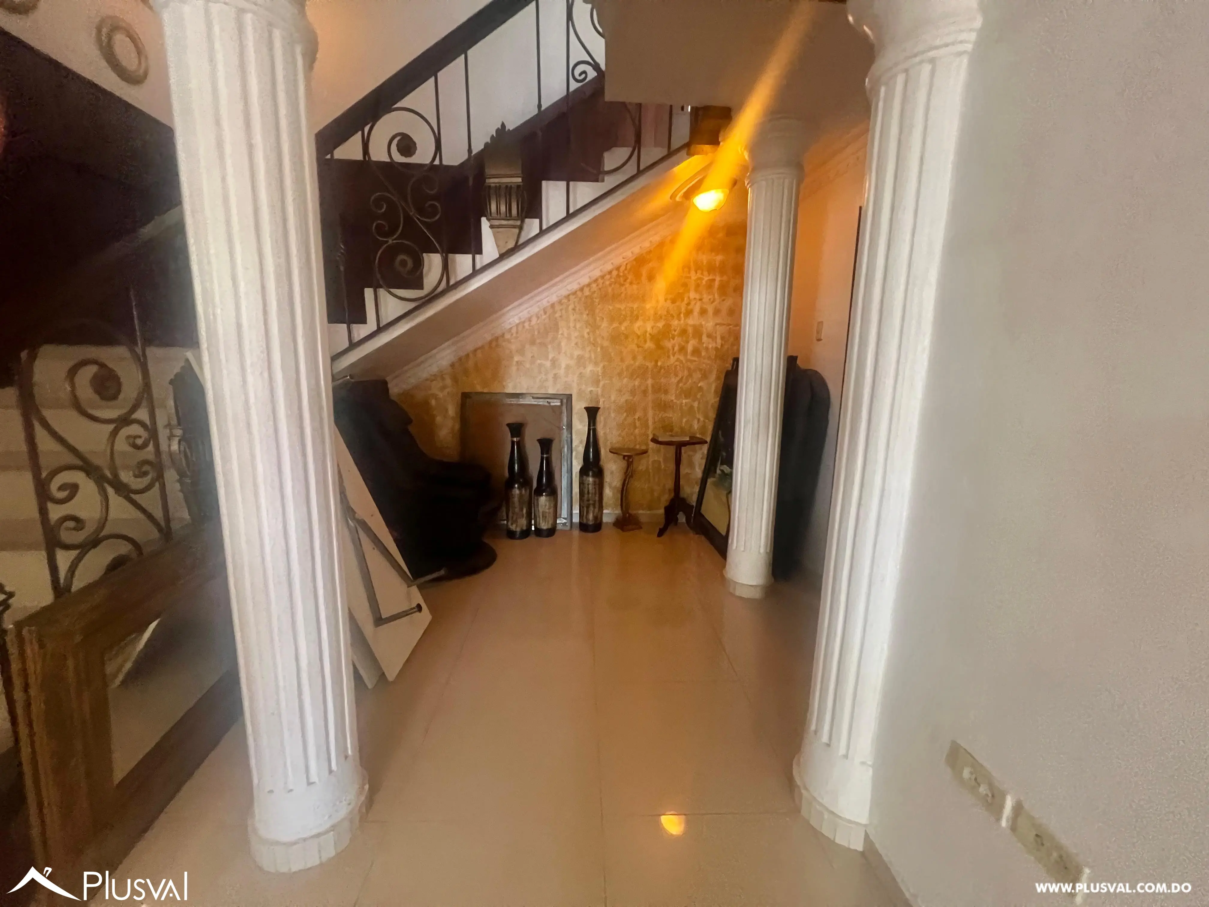 Casa en Brisa Oriental de 3 niveles. 478386