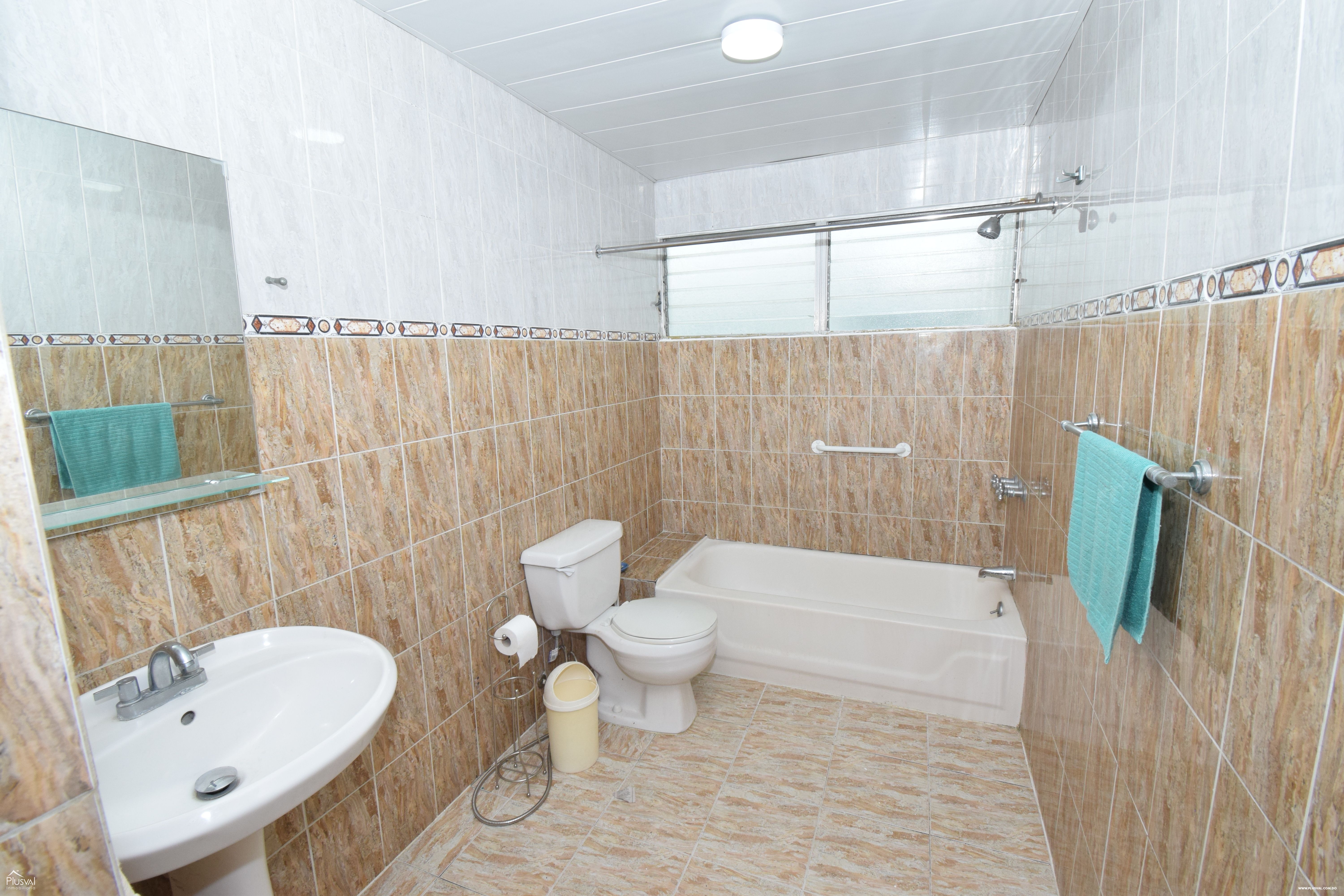 Apartamento de estilo clasico, en alquiler vacio en Condominio Bella Vista 292904