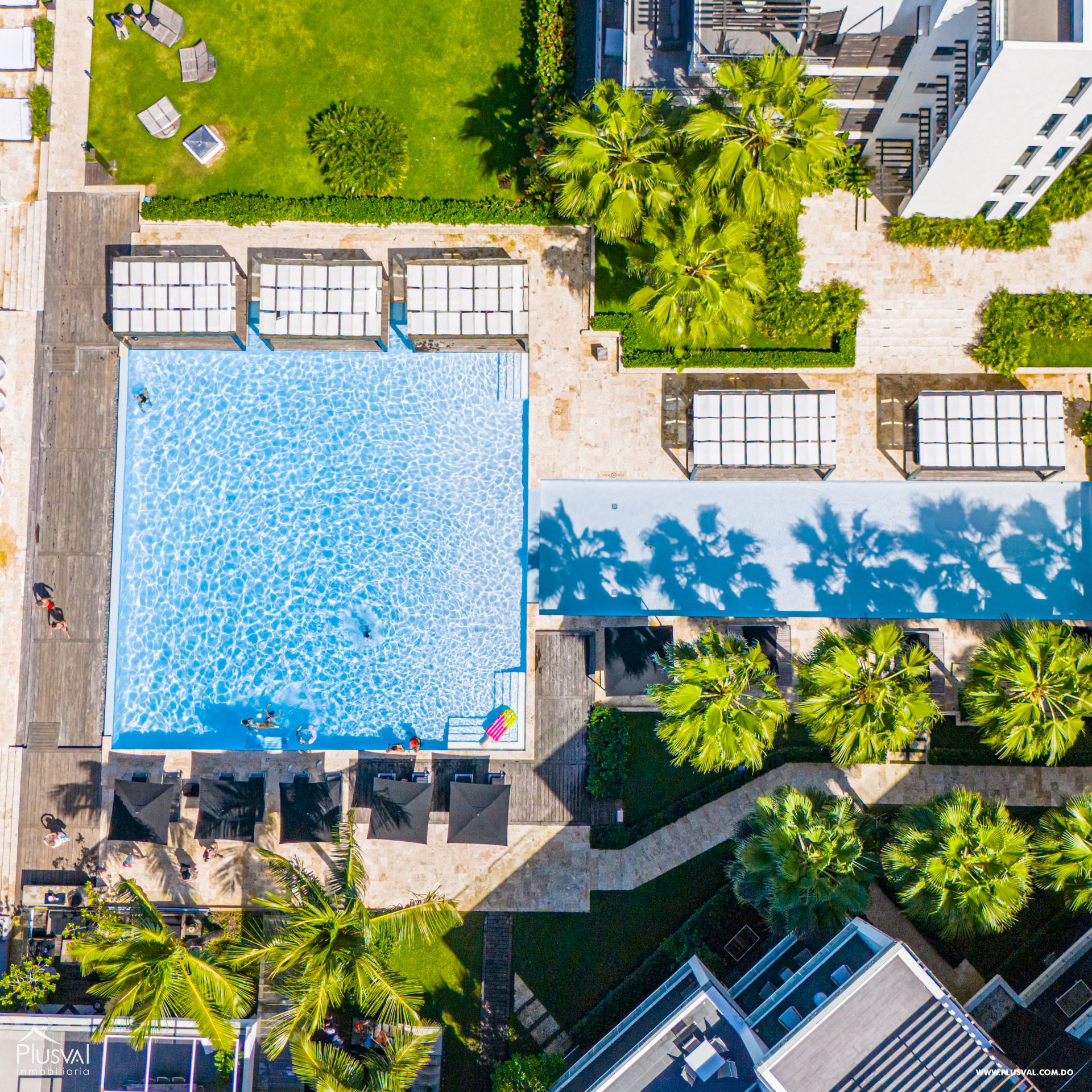 Exclusivos Apartamento de 3 Habitaciones en Proyecto Cerrado Frente al Mar. 439582