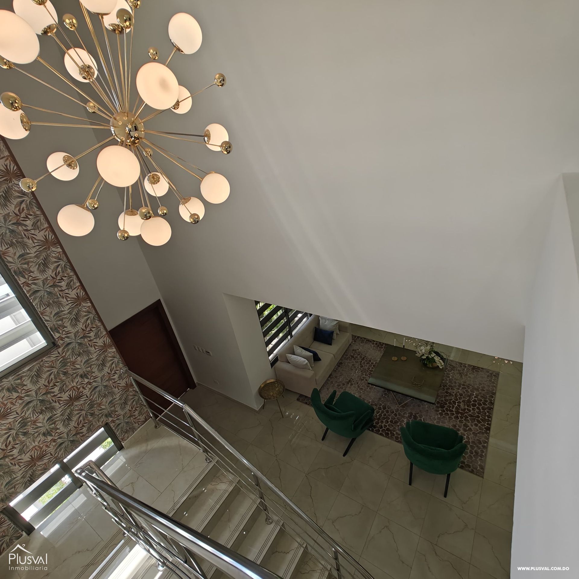 Venta de  Casa con Piscina en Los Robles, La Vega. 410922