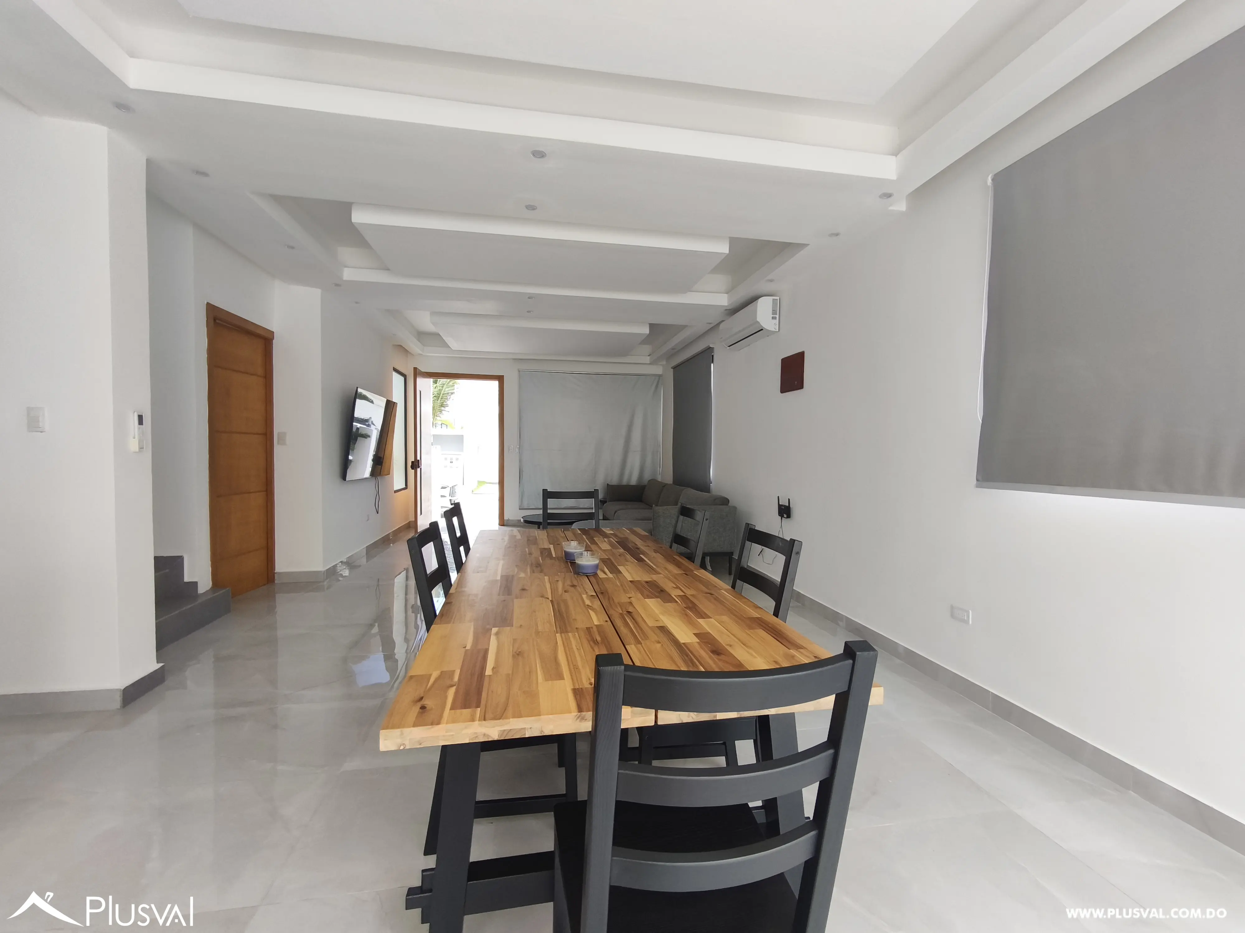 Villa en venta en Brisas de Punta Cana con piscina y 3 habitaciones 508871
