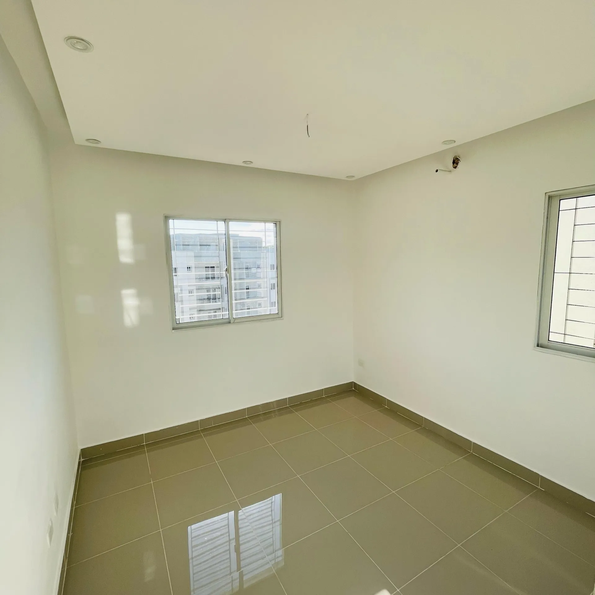 Apartamento de 3 habitaciones, 2 baños y terraza, en Arroyo hondo 3 415533