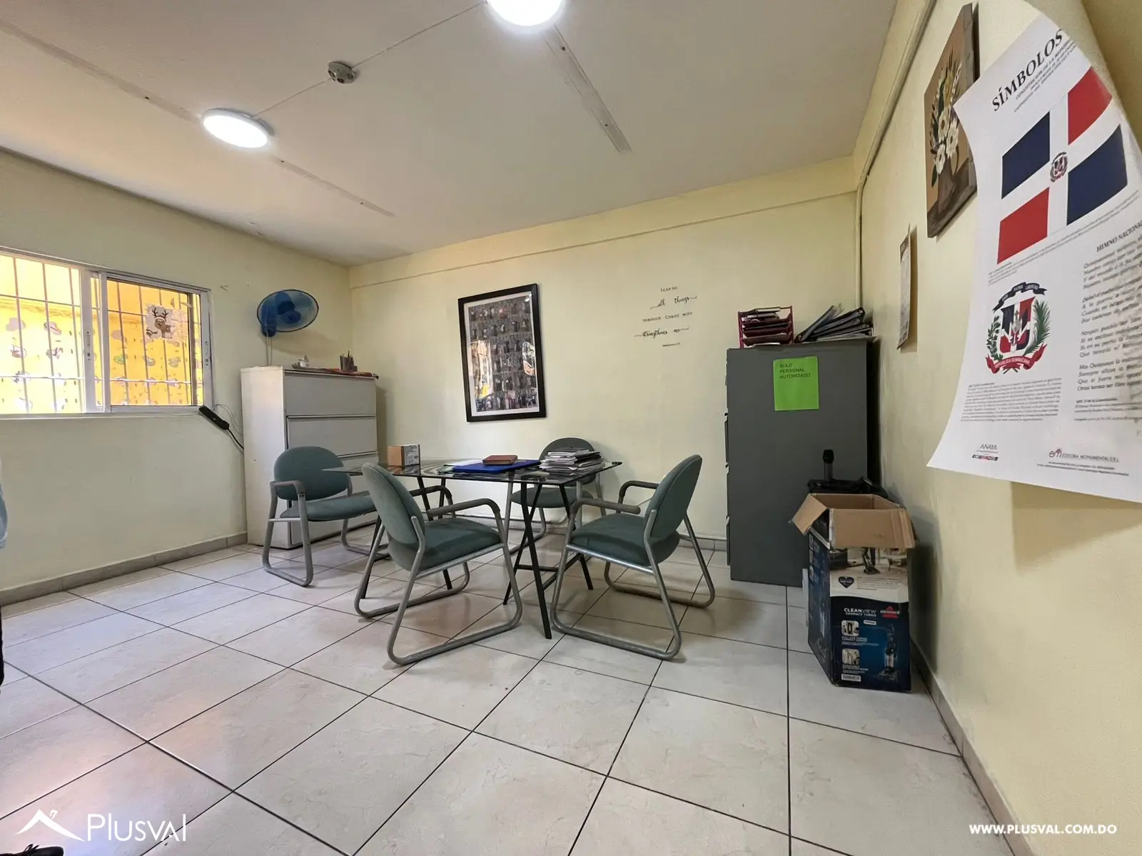 Edificio de 3 niveles con vocación comercial de venta en Engombe 508784