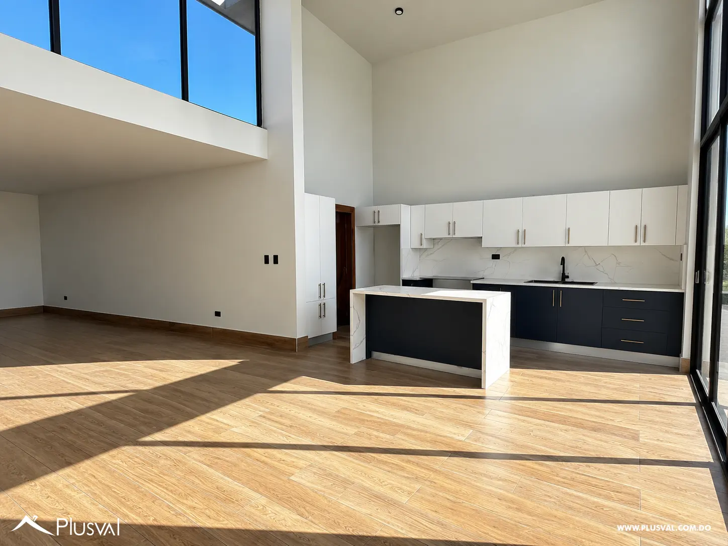 Propiedad en Venta de 3 Habitaciones en Calle Guayacán, Vista Cana 535832