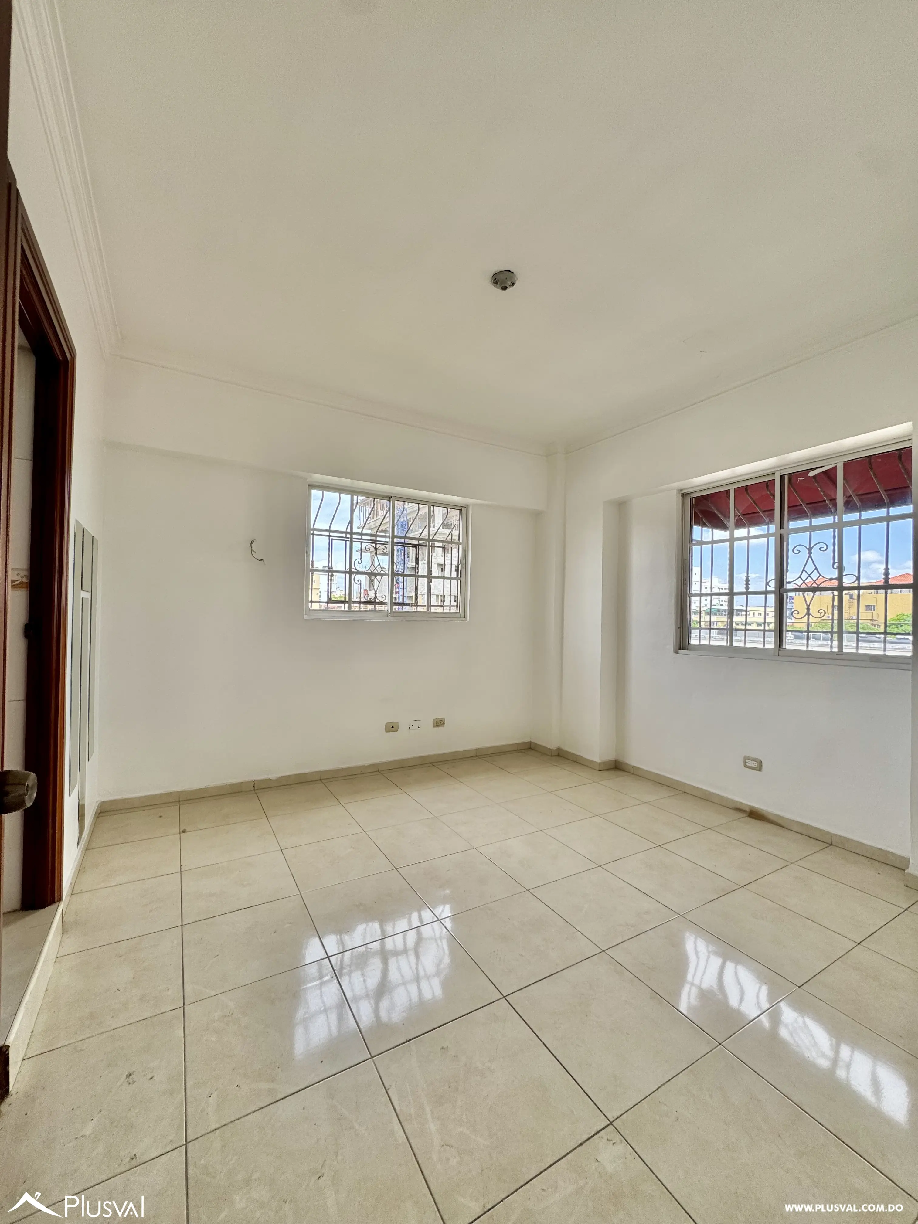 Alquilo Apto Tipo PH de 3 Niveles con amplia Terraza, en Mirador Norte 527633