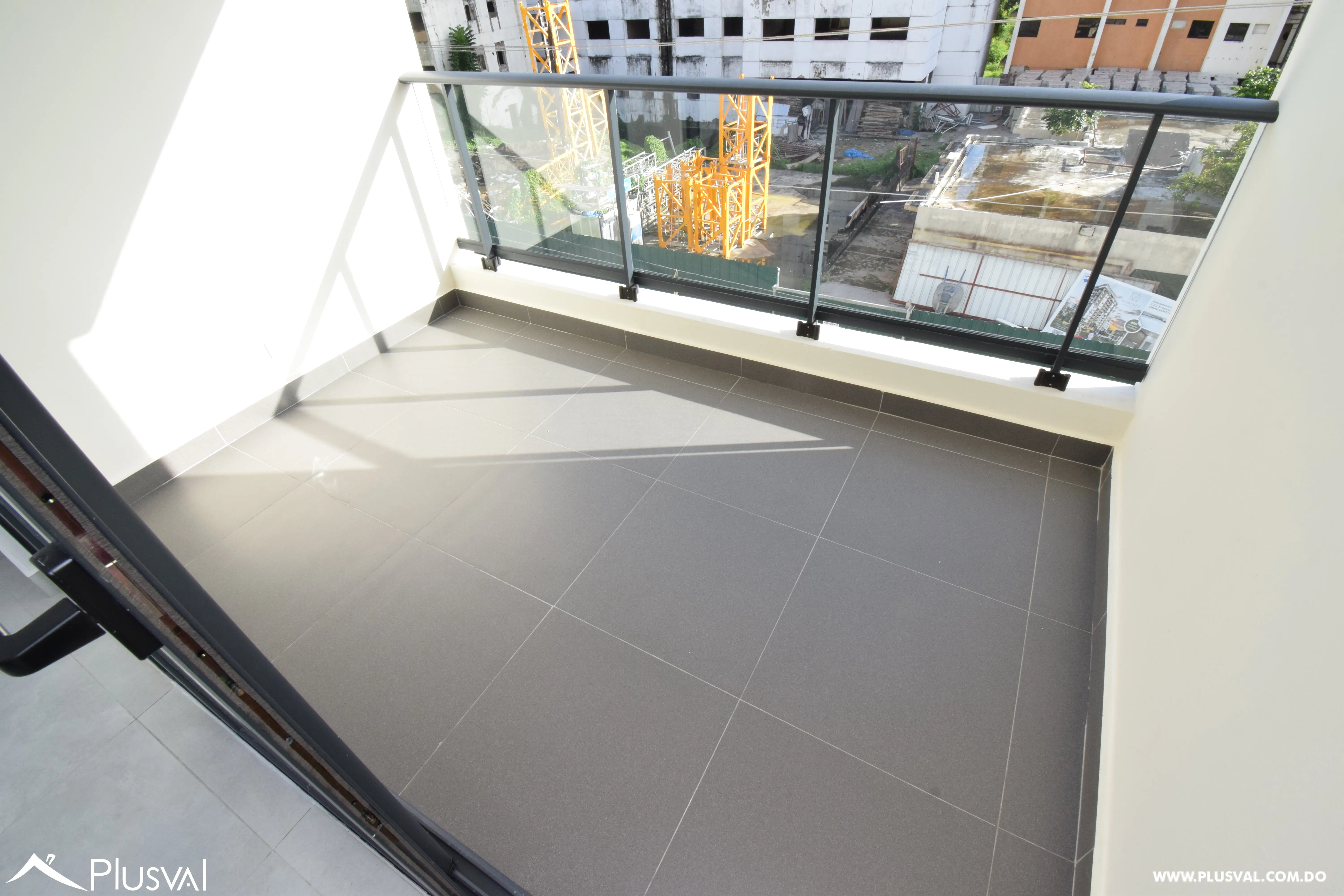 Apartamento  en alquiler vacio con muy buena distribución. 470572