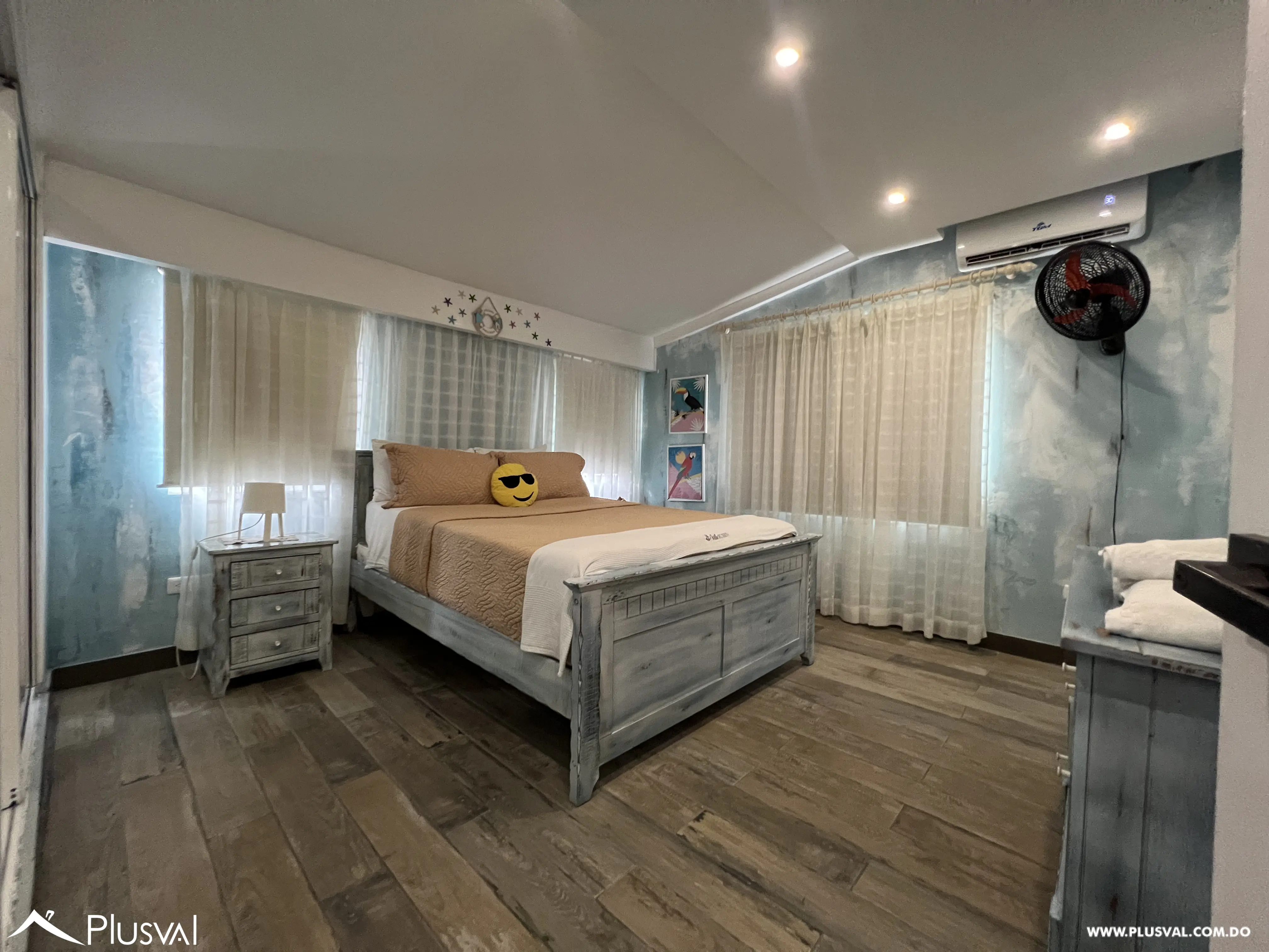 Hermosa villa en Venta en primera línea de playa en Juan Dolio (Guayacanes) 451624