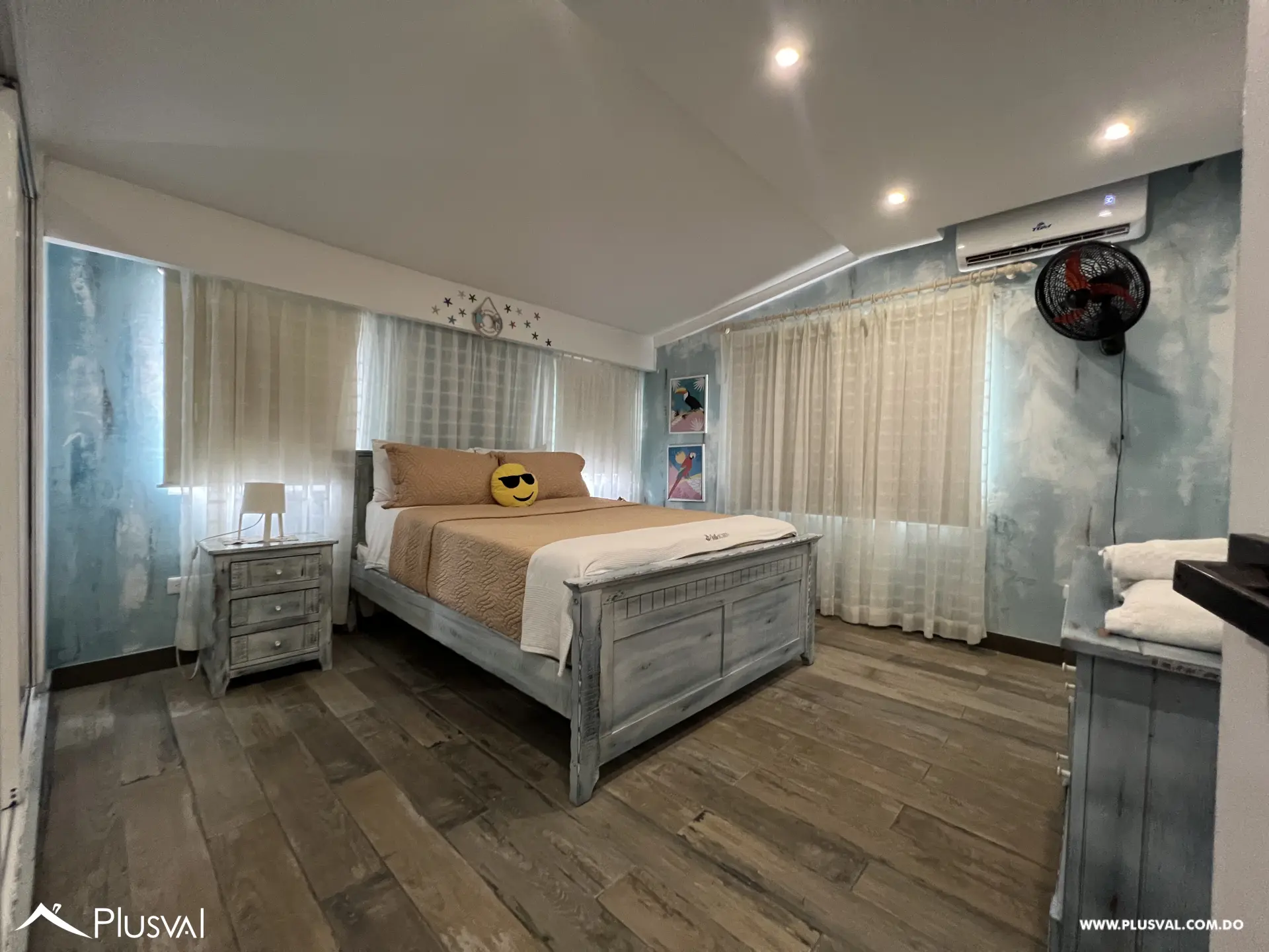 Hermosa villa en Venta en primera línea de playa en Juan Dolio (Guayacanes) 451624