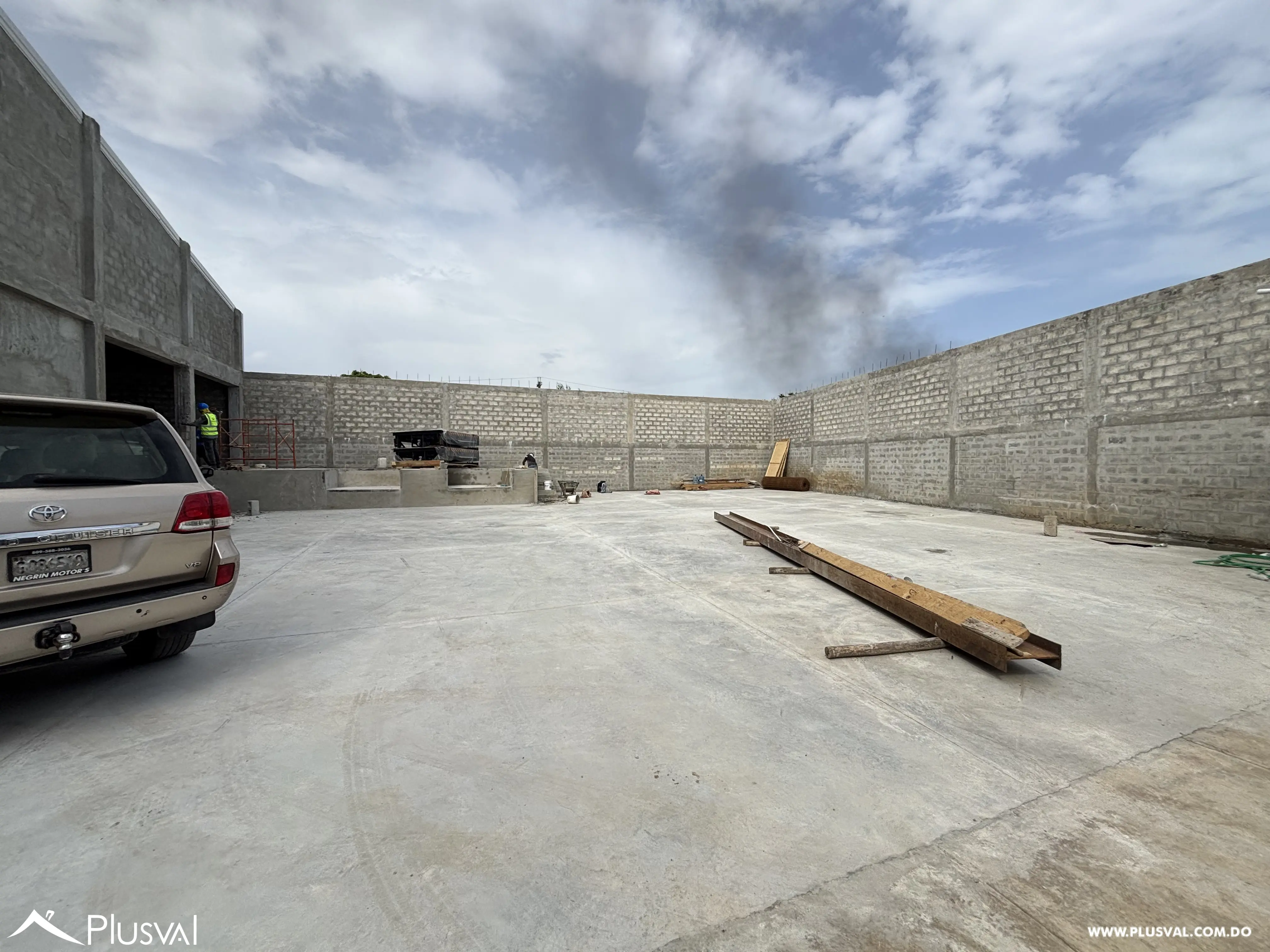 Nave industrial en alquiler con facil acceso en Hato Nuevo 522266