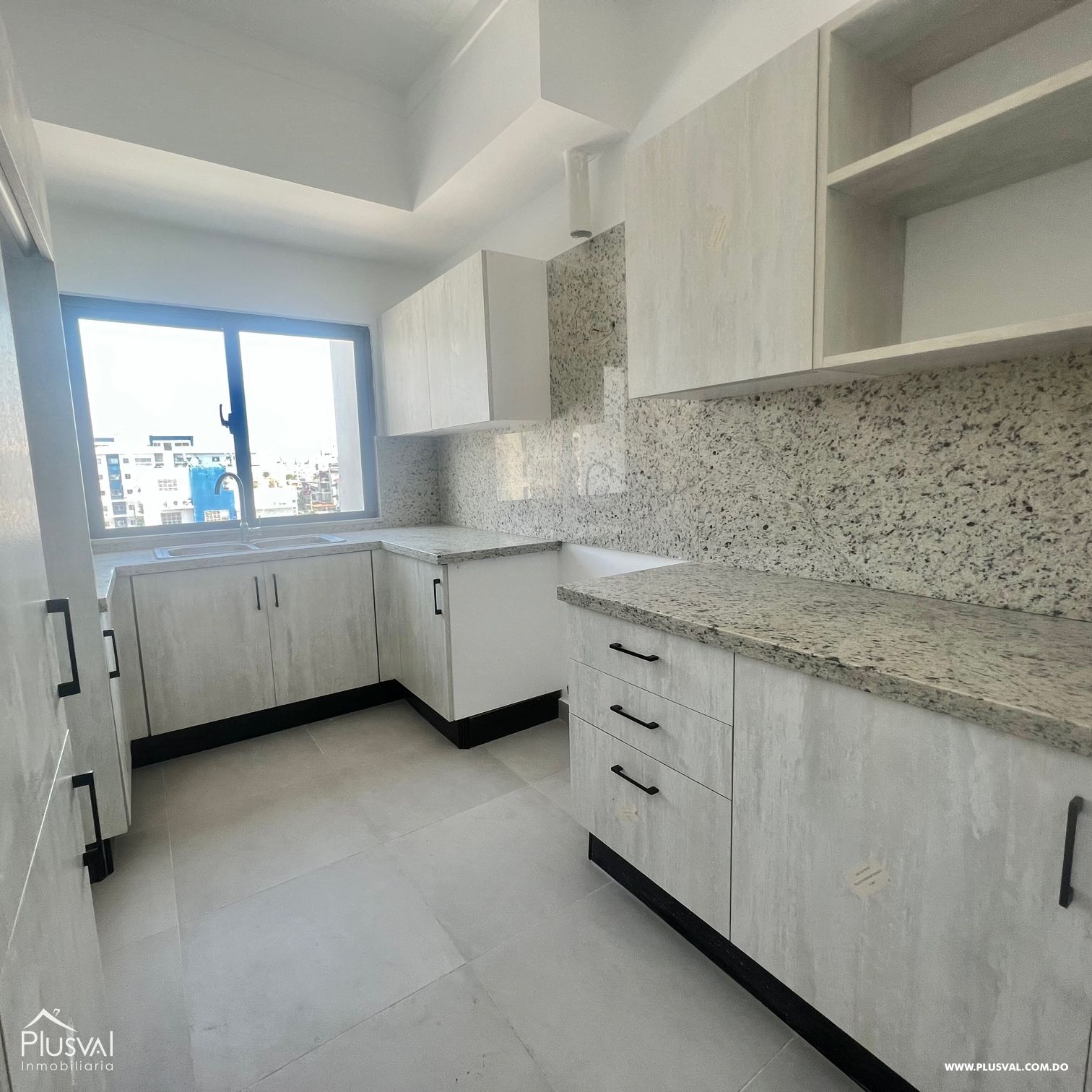 Apartamento en Alquiler 3 Hab en el Millon 268901