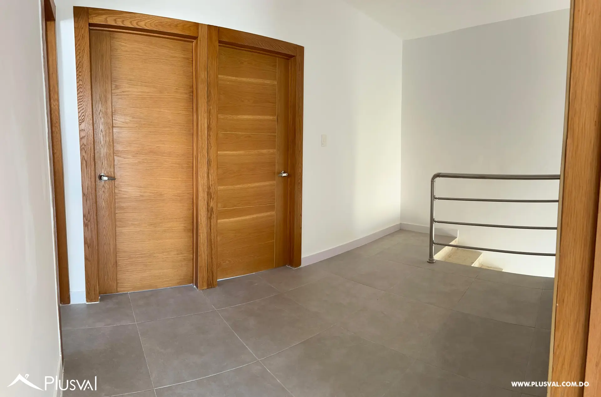 Villa estilo Duplex de 2 niveles dentro del exclusivo proyecto Vista Cana 494241