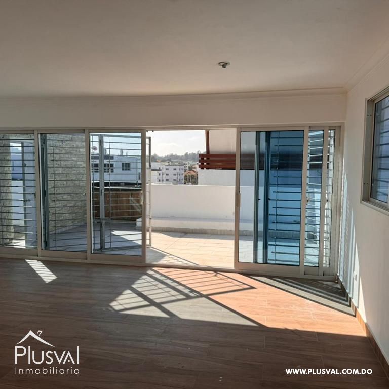 "Exclusivo PH con Vista a las Montaña detrás del HOMS: Tranquilidad y Confort en el Corazón de Santiago, República Dominicana"  E4 338265