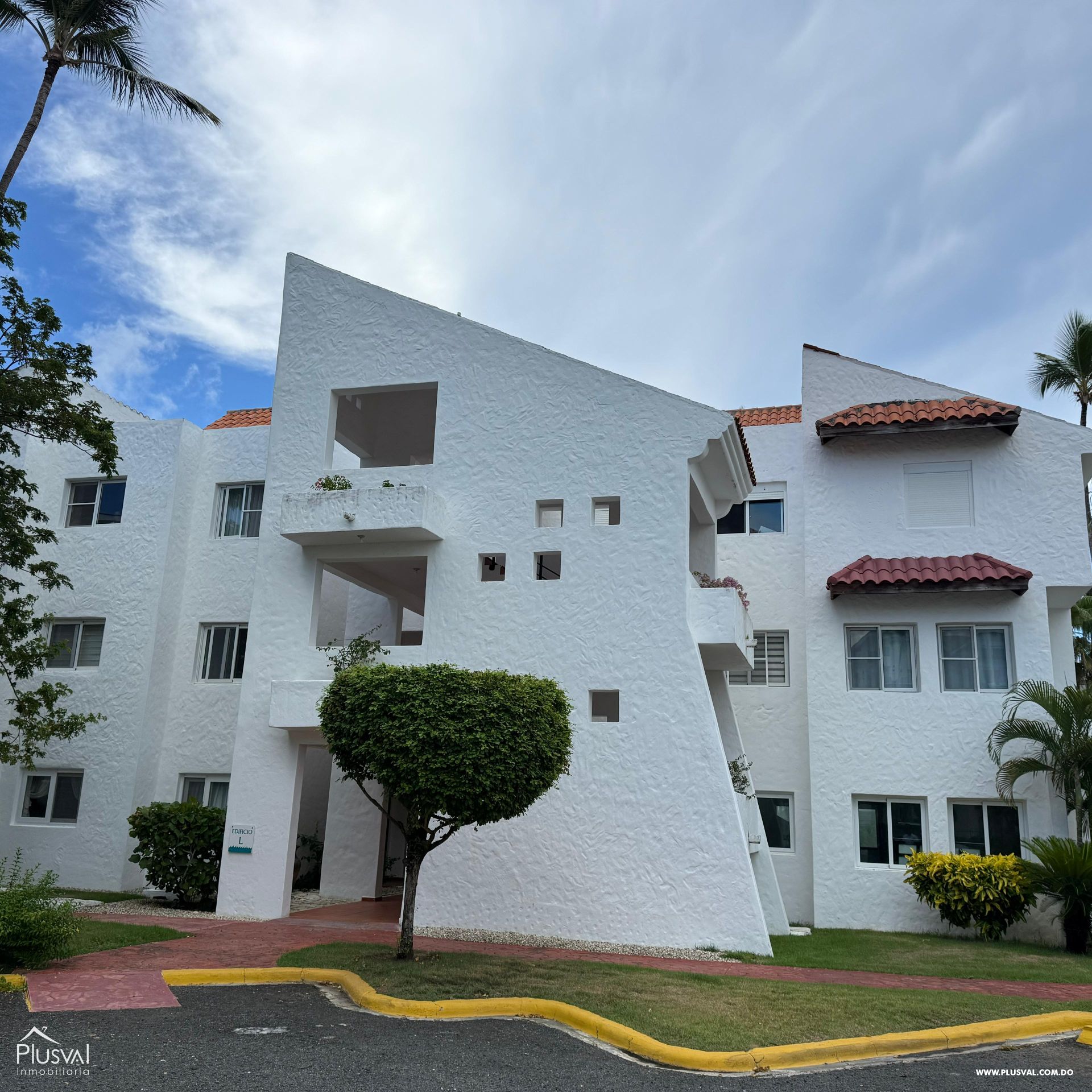 Apartamento Amueblado en venta en Los Corales, Bavaro 386210