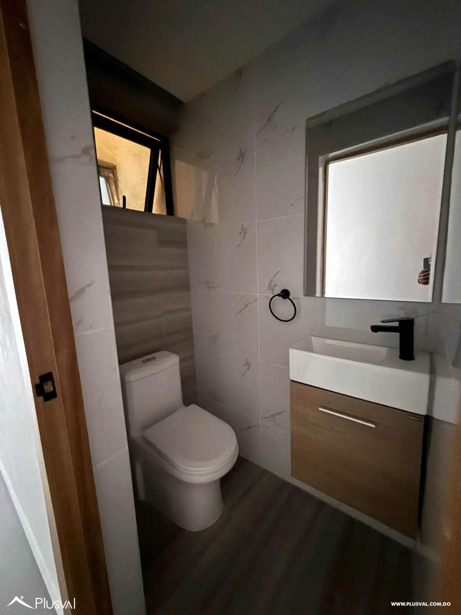 Tu Nuevo Hogar en La Castellana – Moderno y Listo para Estrenar 460612