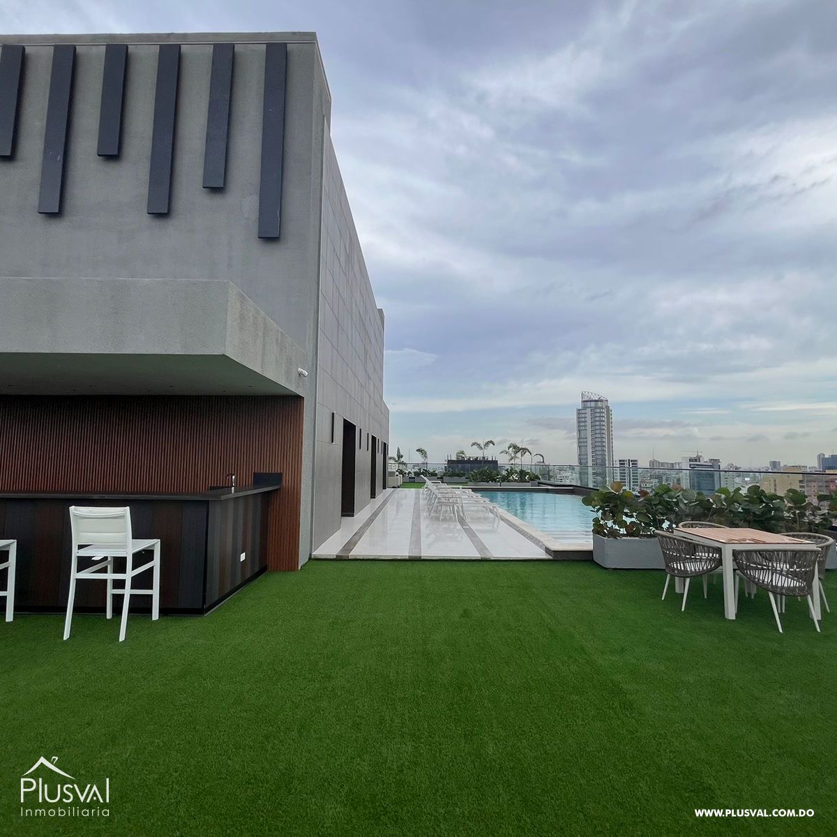 Se vende apartamento concepto Condo Hotel AMUEBLADO en Naco 379039