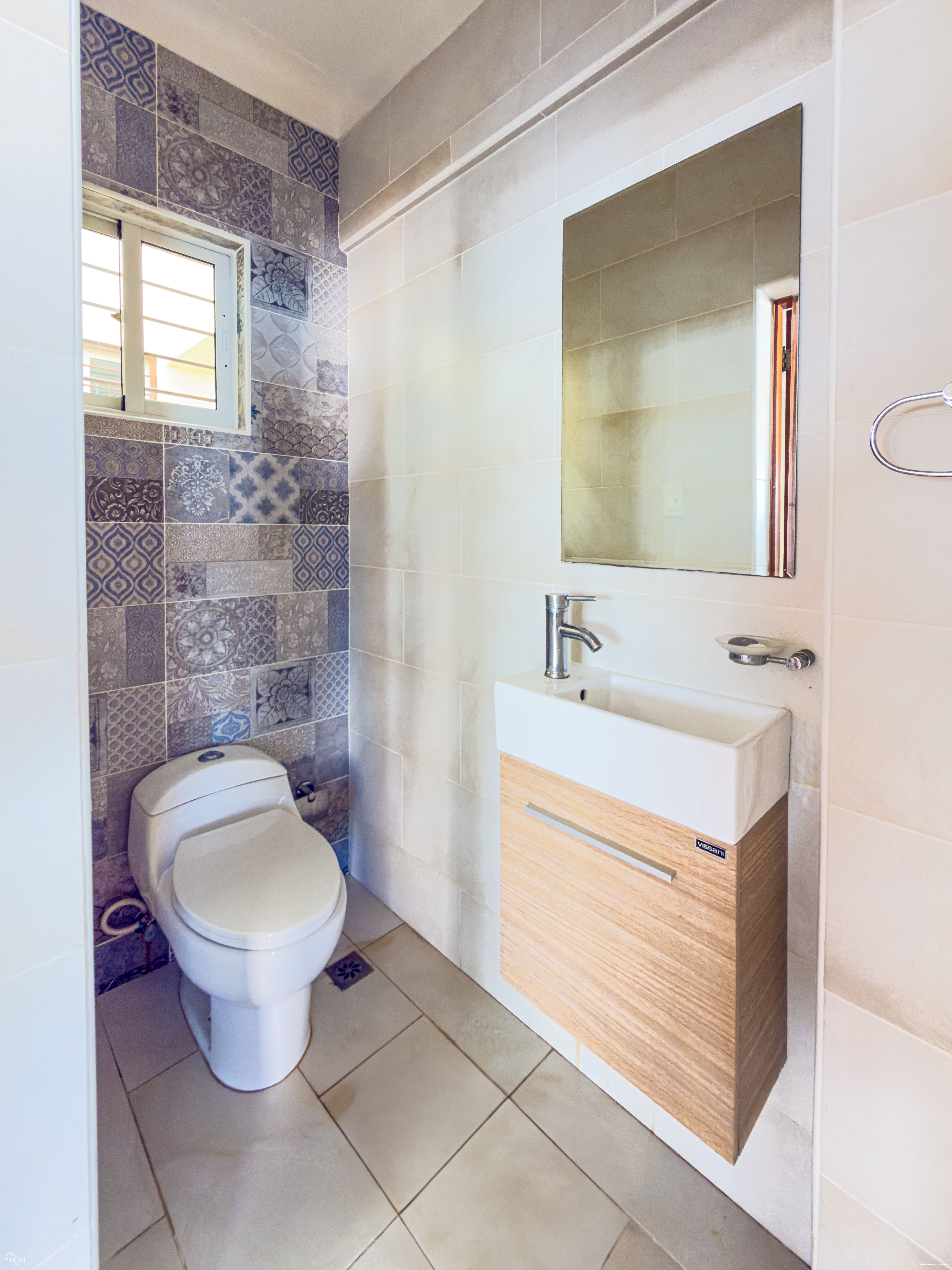 Apartamento en Alquiler 6to nivel en Los Restauradores con 3 Habitaciones 476342