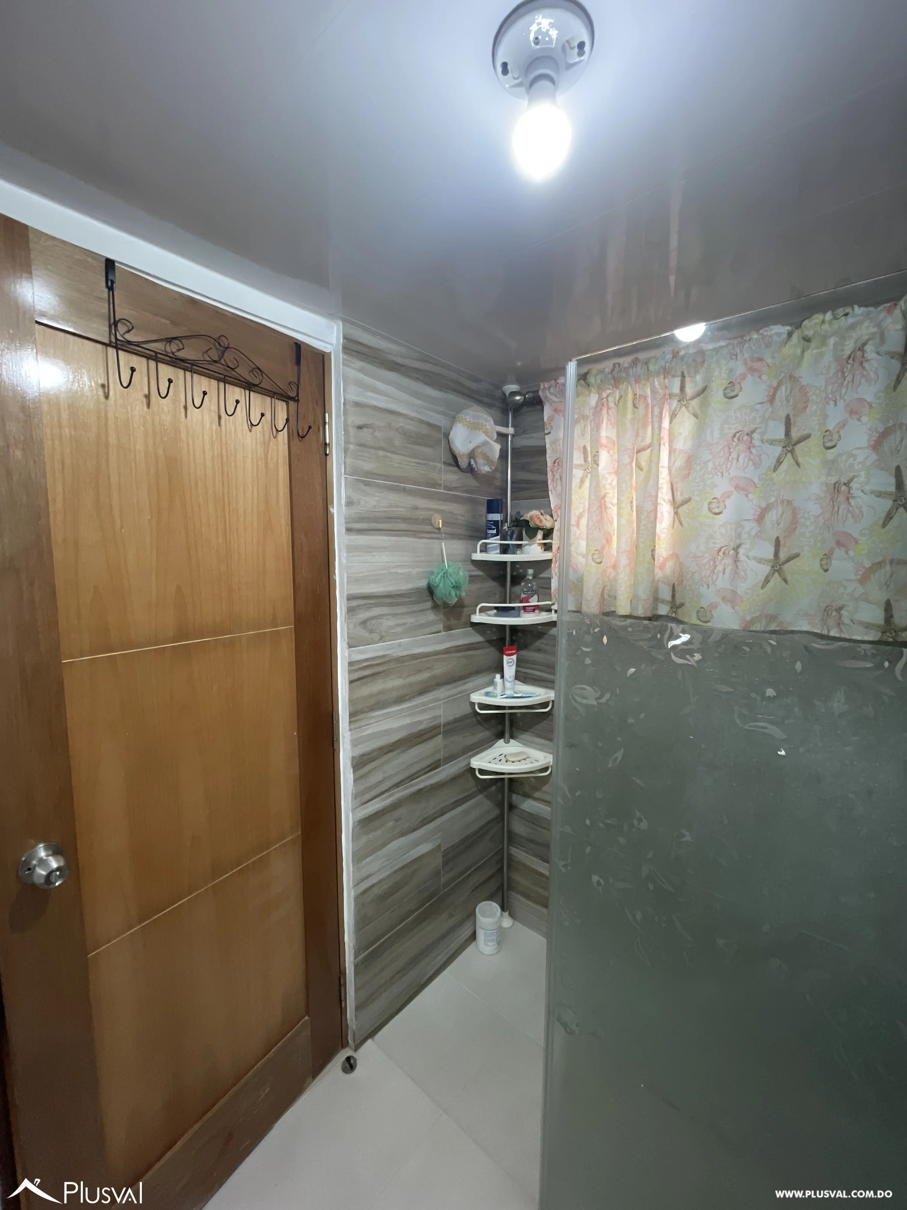 Amplio apartamento en venta en Av. República de Colombia 486710
