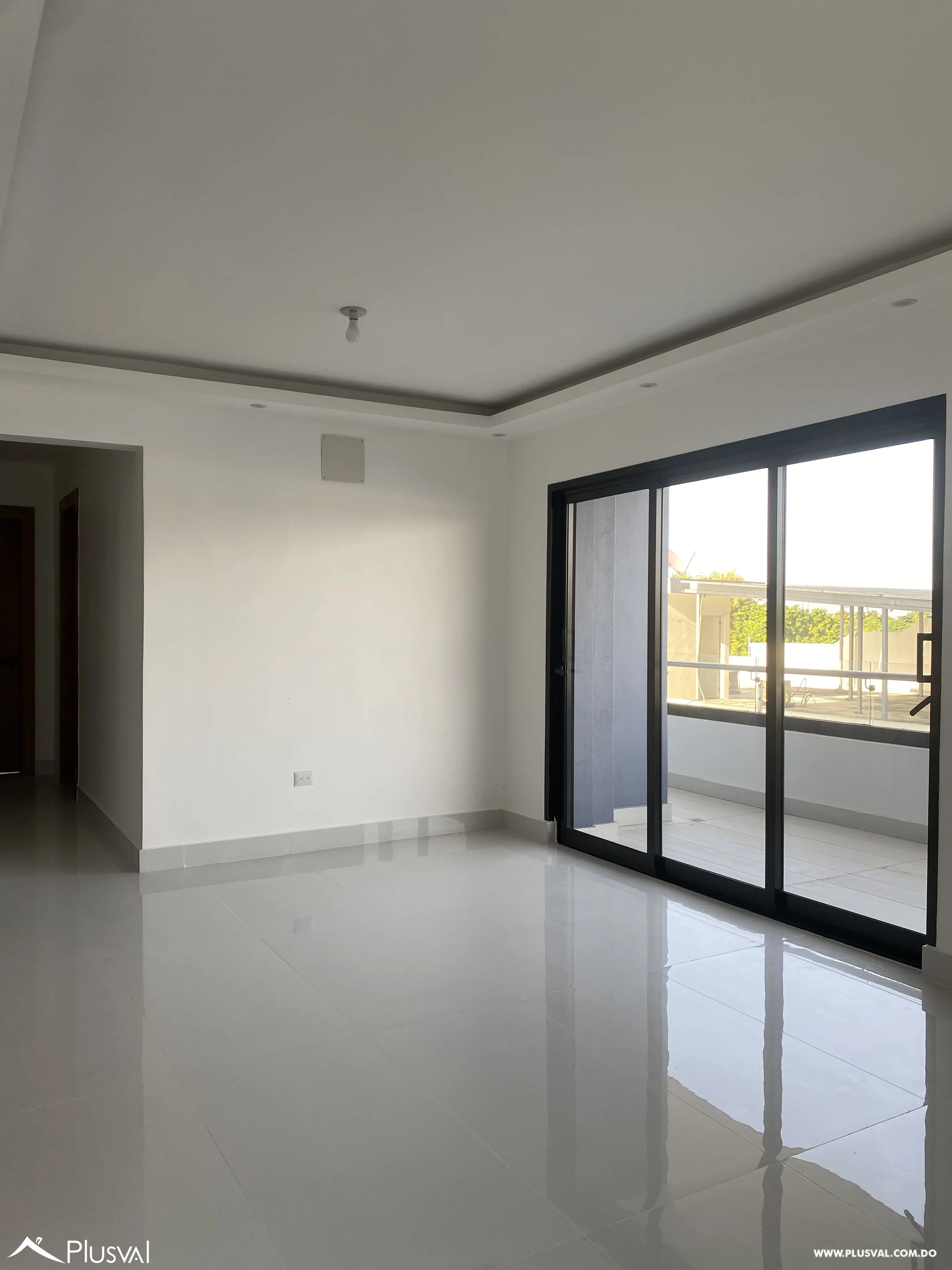 Apartamento en Segundo Nivel con Excelentes Amenidades y a Minutos del Aeropuerto del Cibao 517606