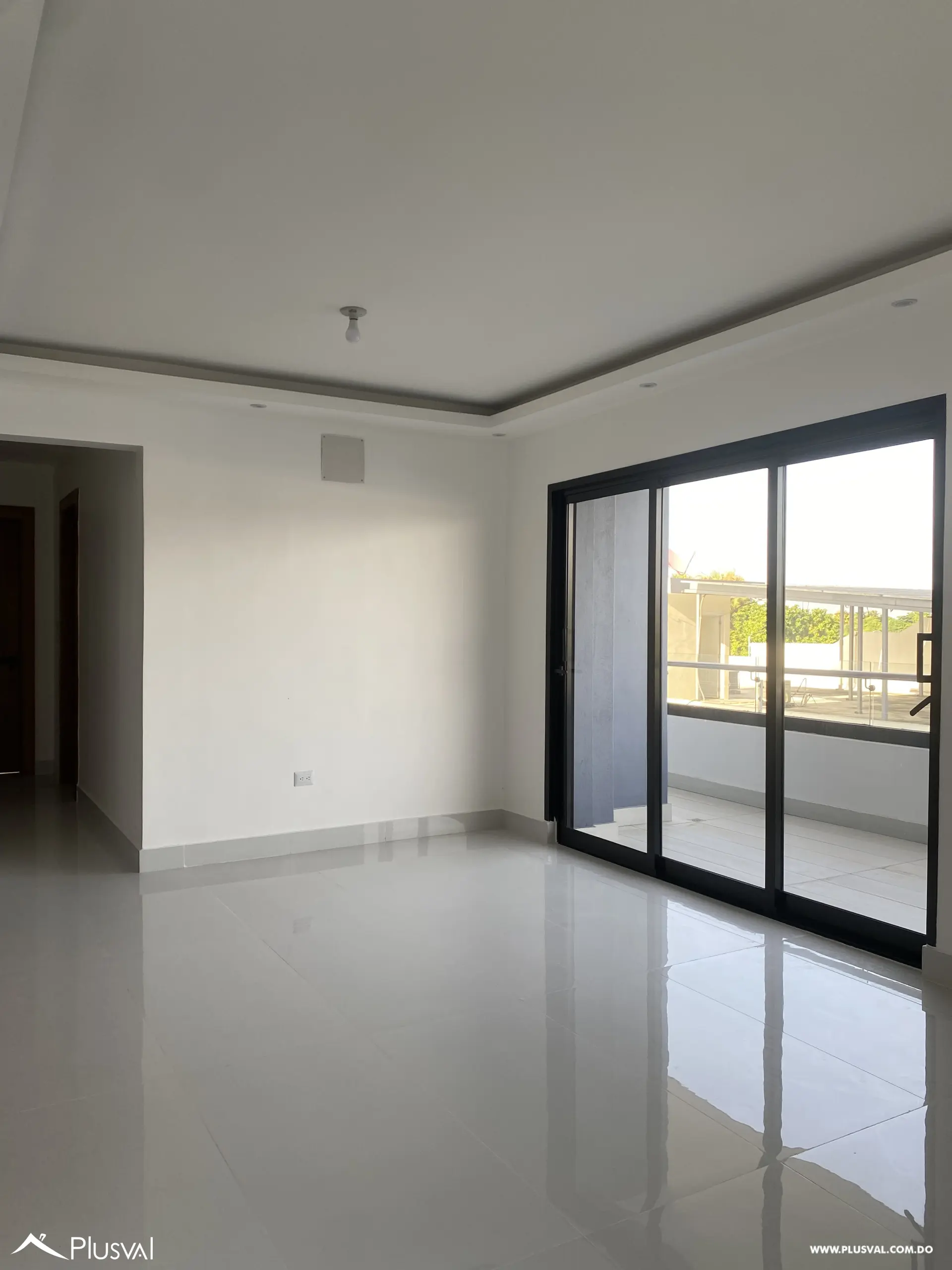 Apartamento en Segundo Nivel con Excelentes Amenidades y a Minutos del Aeropuerto del Cibao 517606