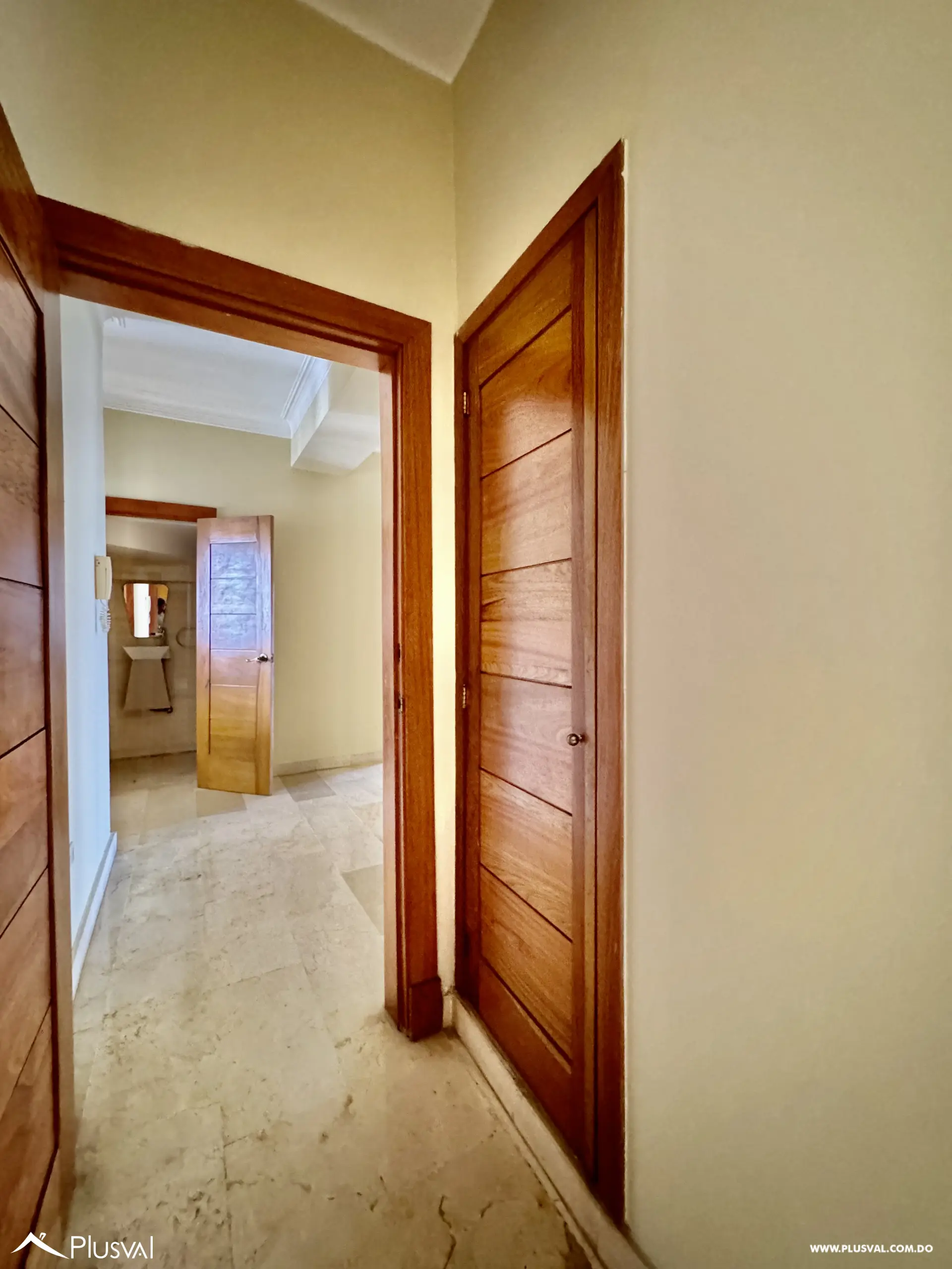 Vendo Amplio y Maravilloso Apartamento PH,  en una de las Zonas mas Exclusivas de La Esperilla 490651
