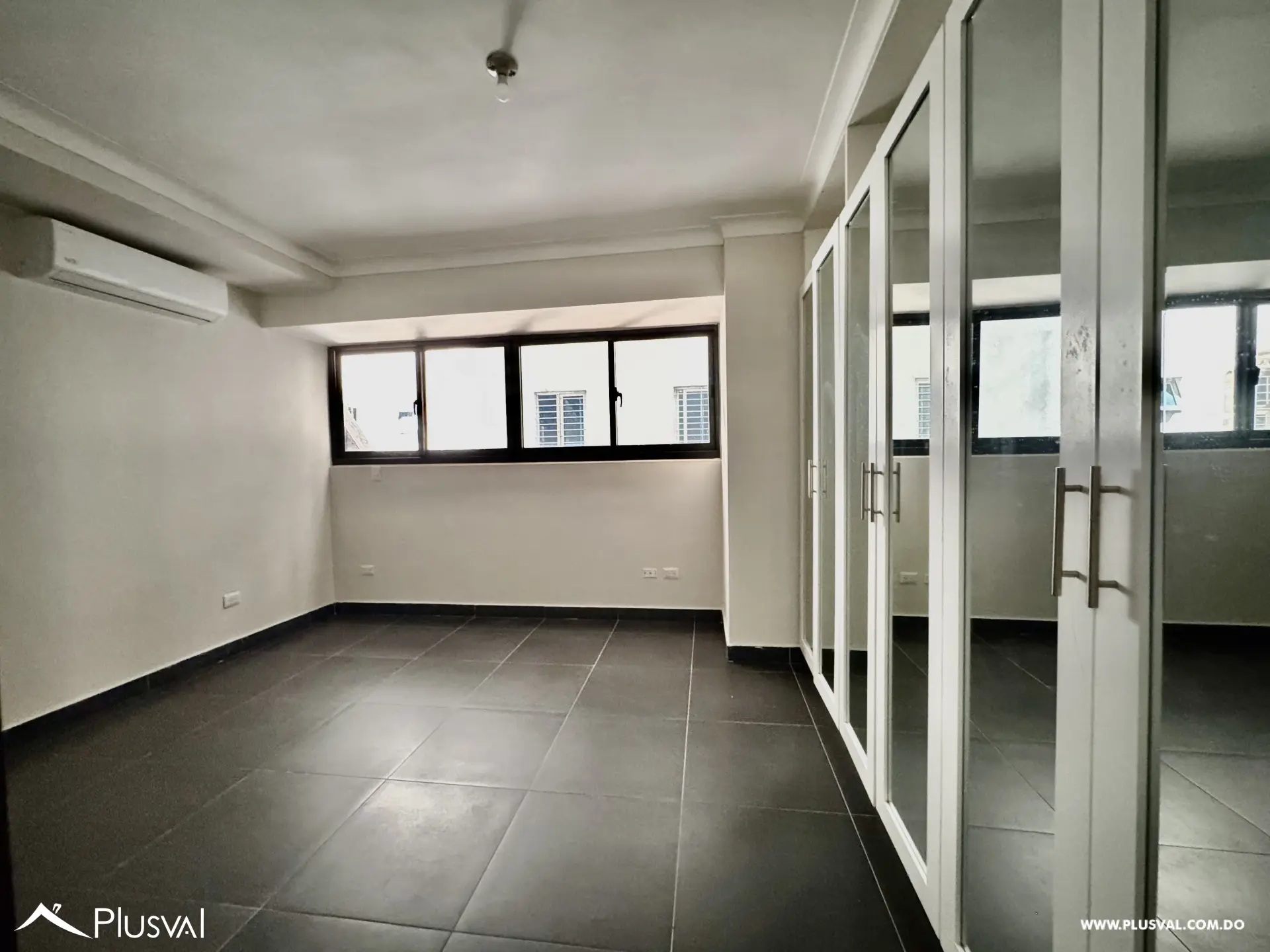 Alquilo Excelente Apartamento en el Corazón de Naco 493573