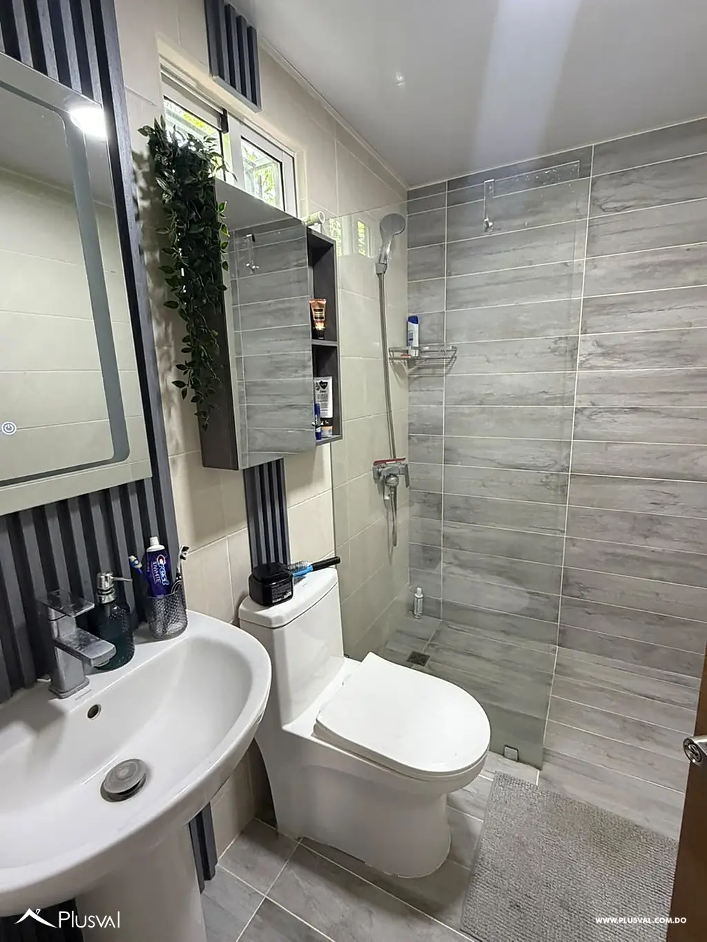 Apartamento en venta en Brisas de las Colinas, Santo Domingo Oeste 526017