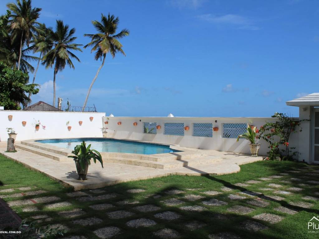 Villa en primera linea de Playa en Venta - Guayacanes 74658